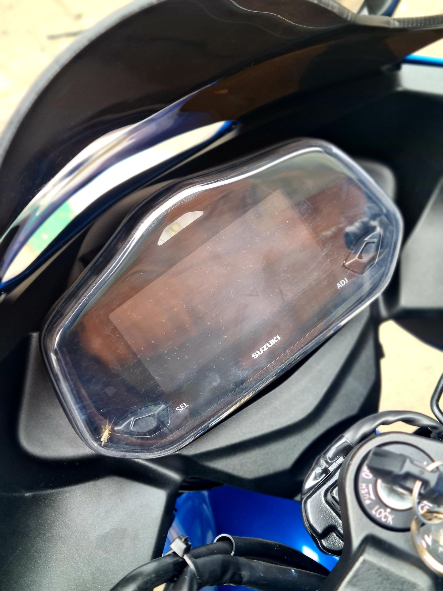 PROTECTOR DE TACOMETRO GIXXER 150Fi-250