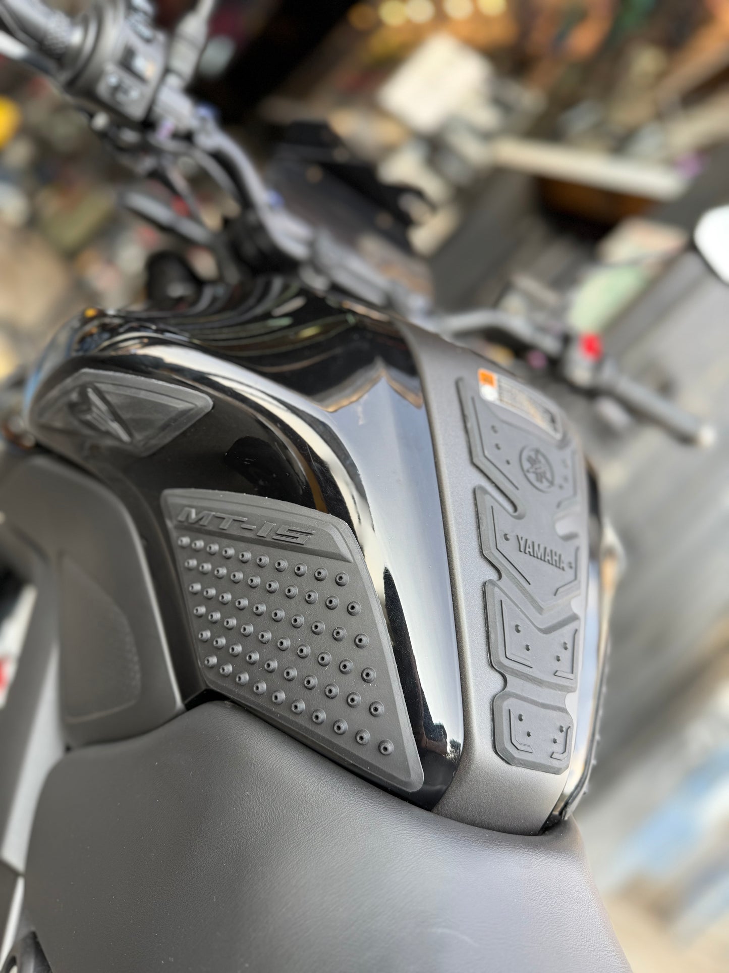 STOMP GRIPS 3D YAMAHA MT15