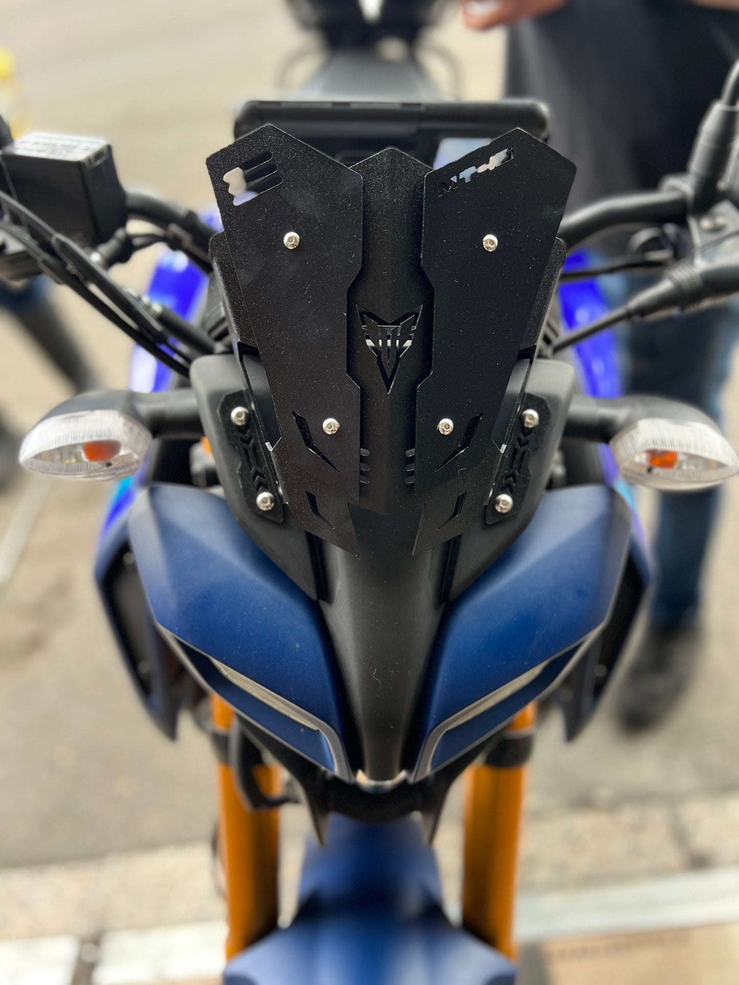 CÚPULA METÁLICA YAMAHA MT15