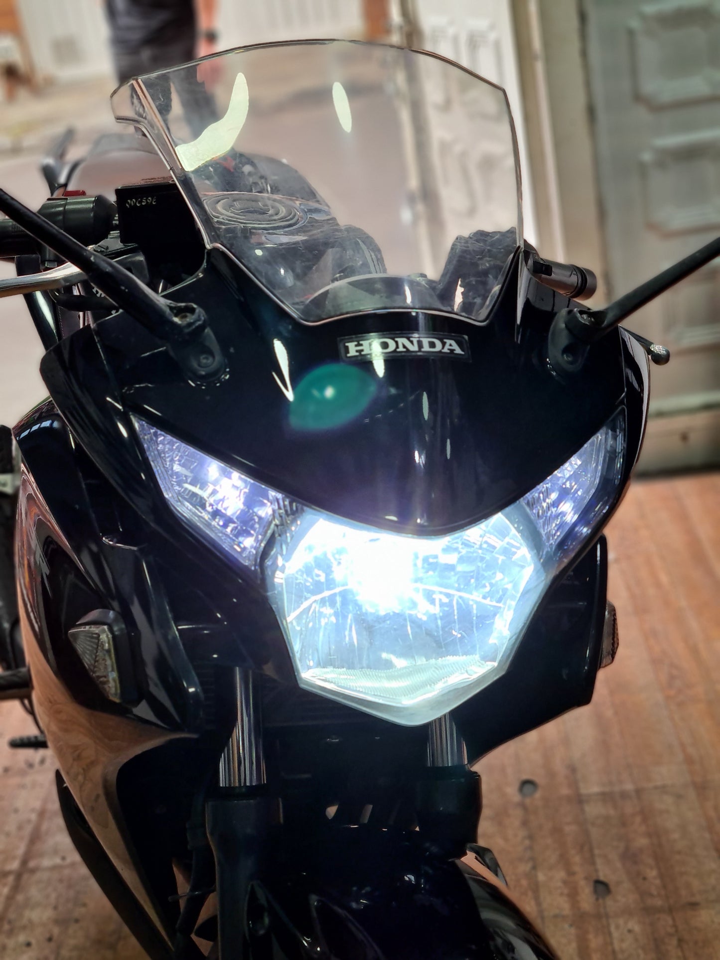 BOMBILLO LED HONDA CBR250