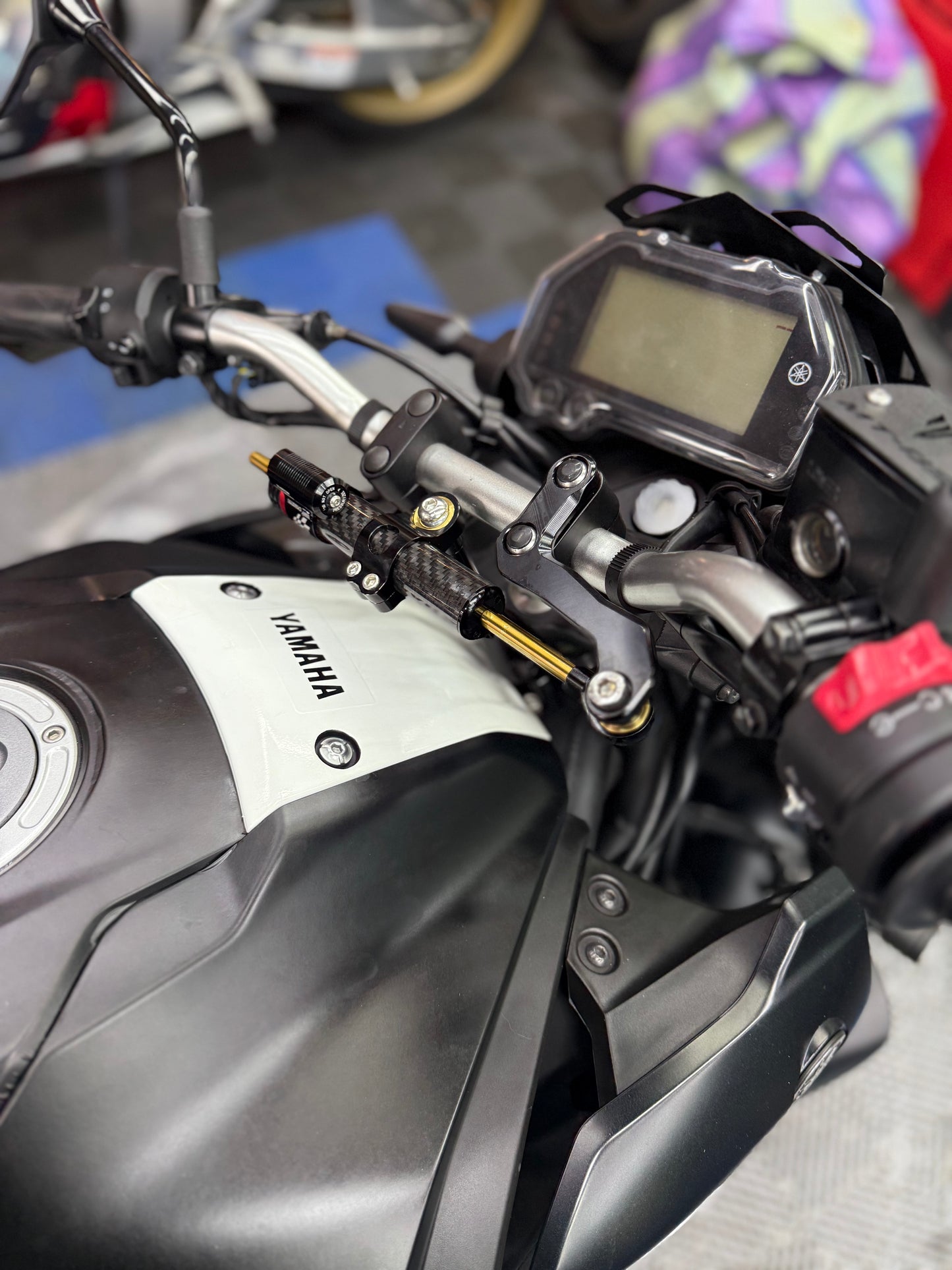 ESTABILIZADOR DE DIRECCION YAMAHA MT03 2020-2024