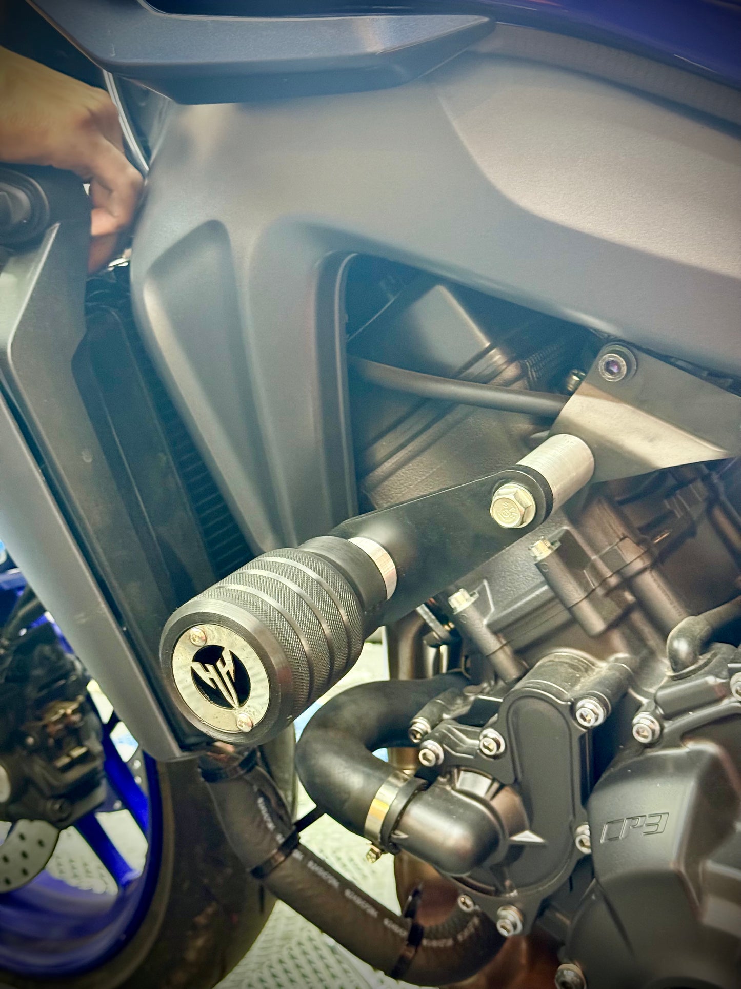 SLIDERS YAMAHA MT09 V4