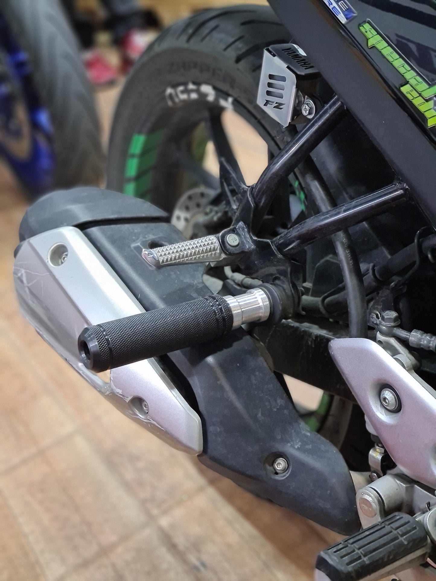SLIDER DE EXOSTO YAMAHA FZ250