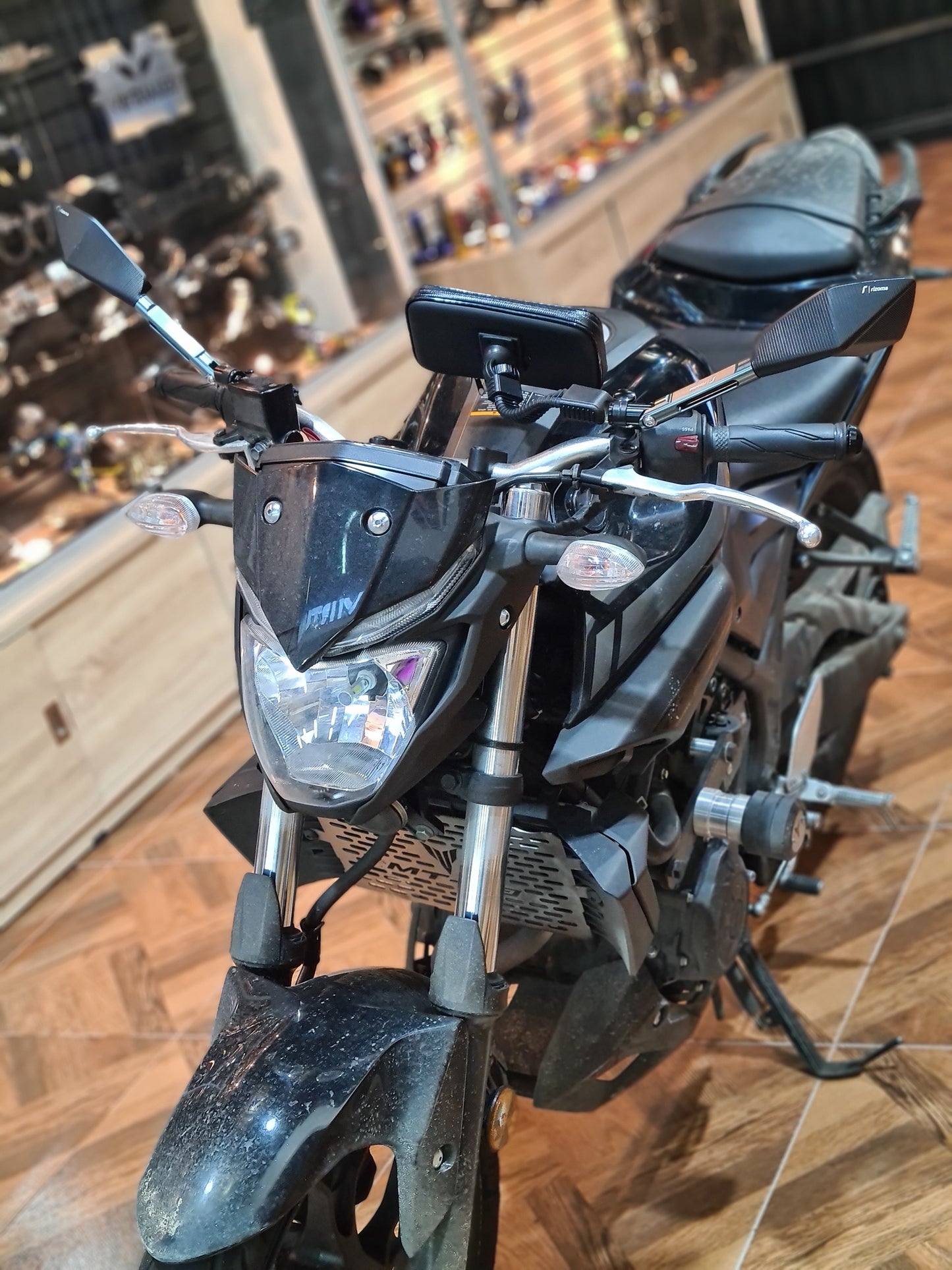 ESPEJOS RIZOMA 5 PUNTAS YAMAHA MT03