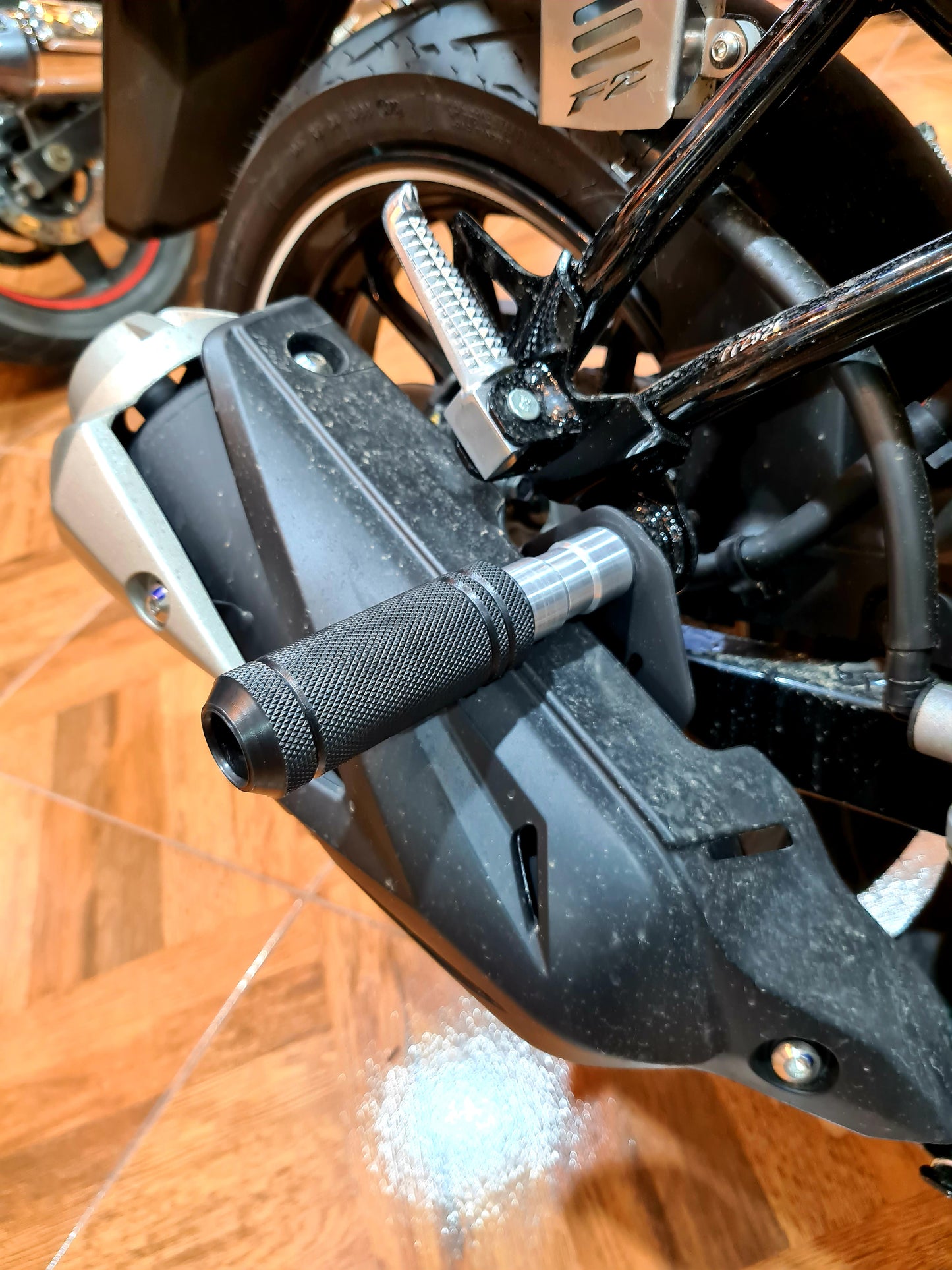 SLIDER DE EXOSTO YAMAHA FZ2.0