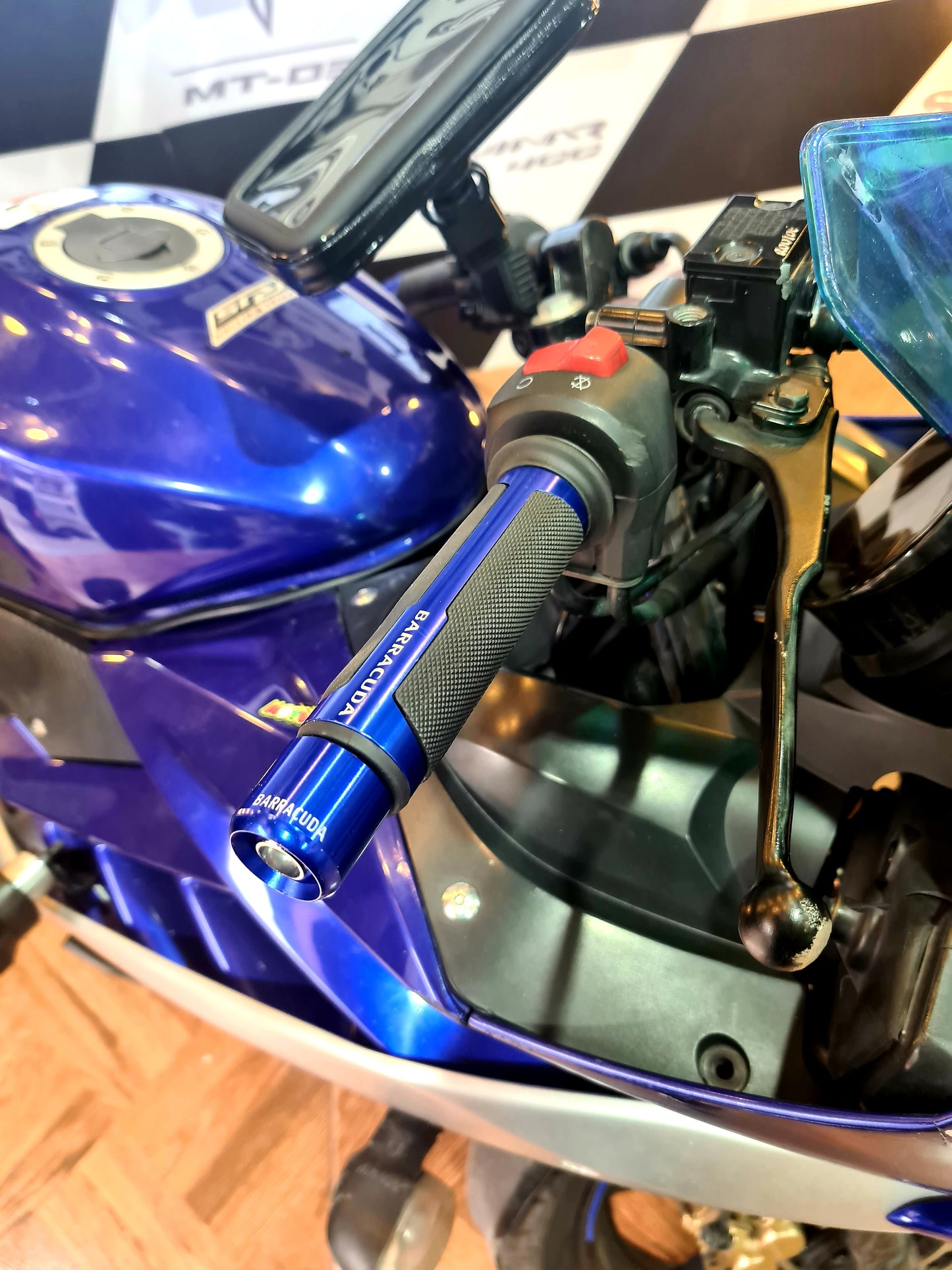 GRIPS BARRACUDA ALUMINIO YAMAHA R15V2