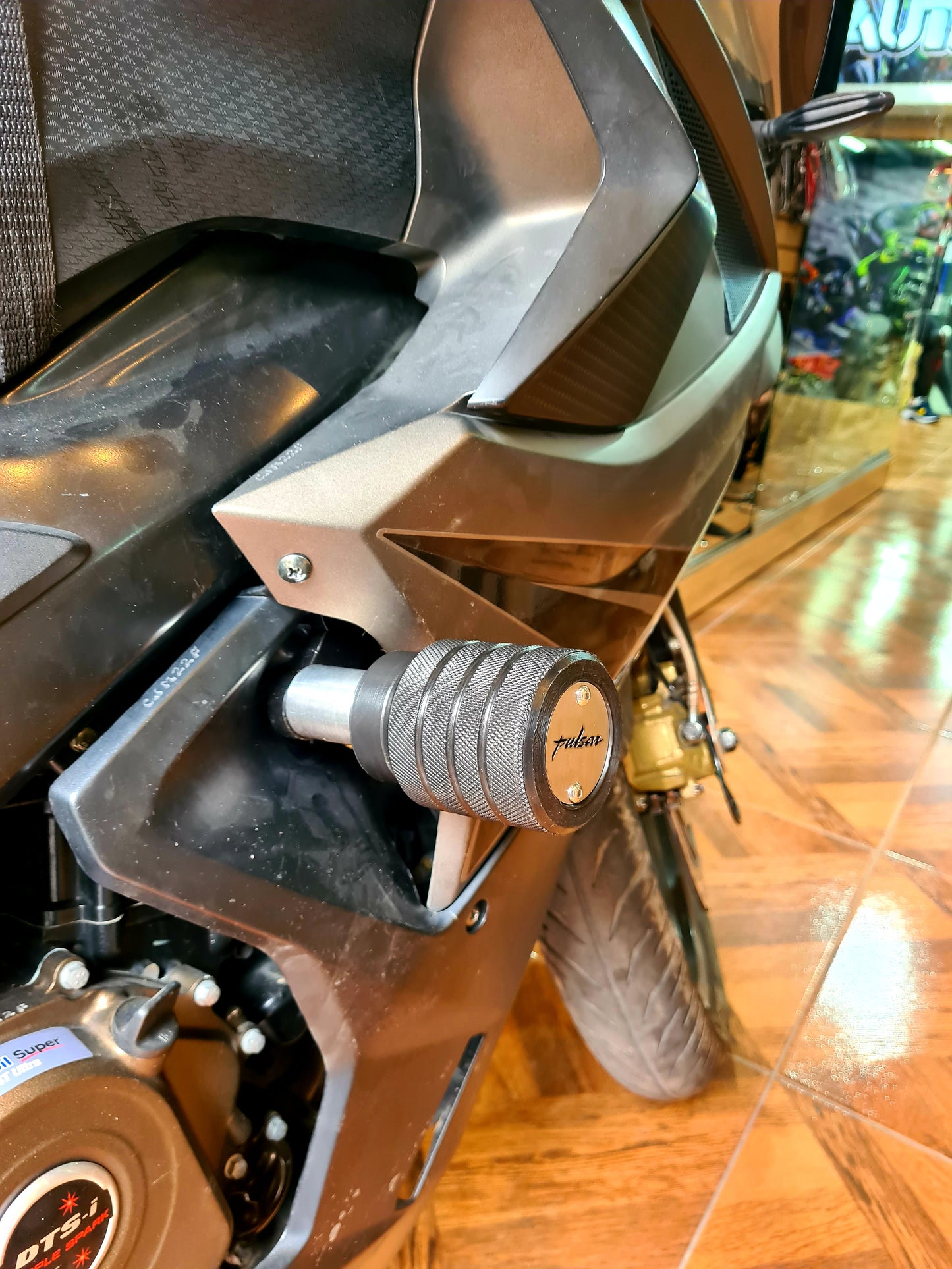 SLIDERS PULSAR RS200