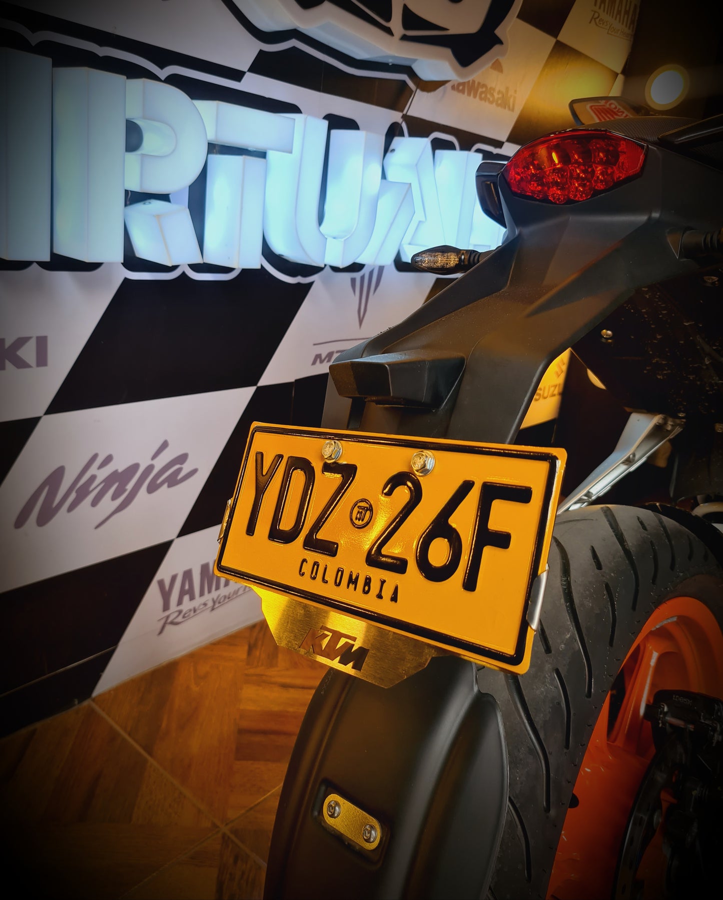 PROTECTOR DE PLACA KTM