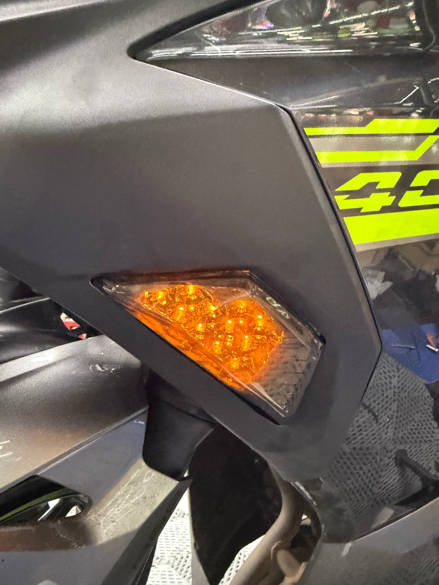 DIRECCIONALES LED NINJA 300-250- 400