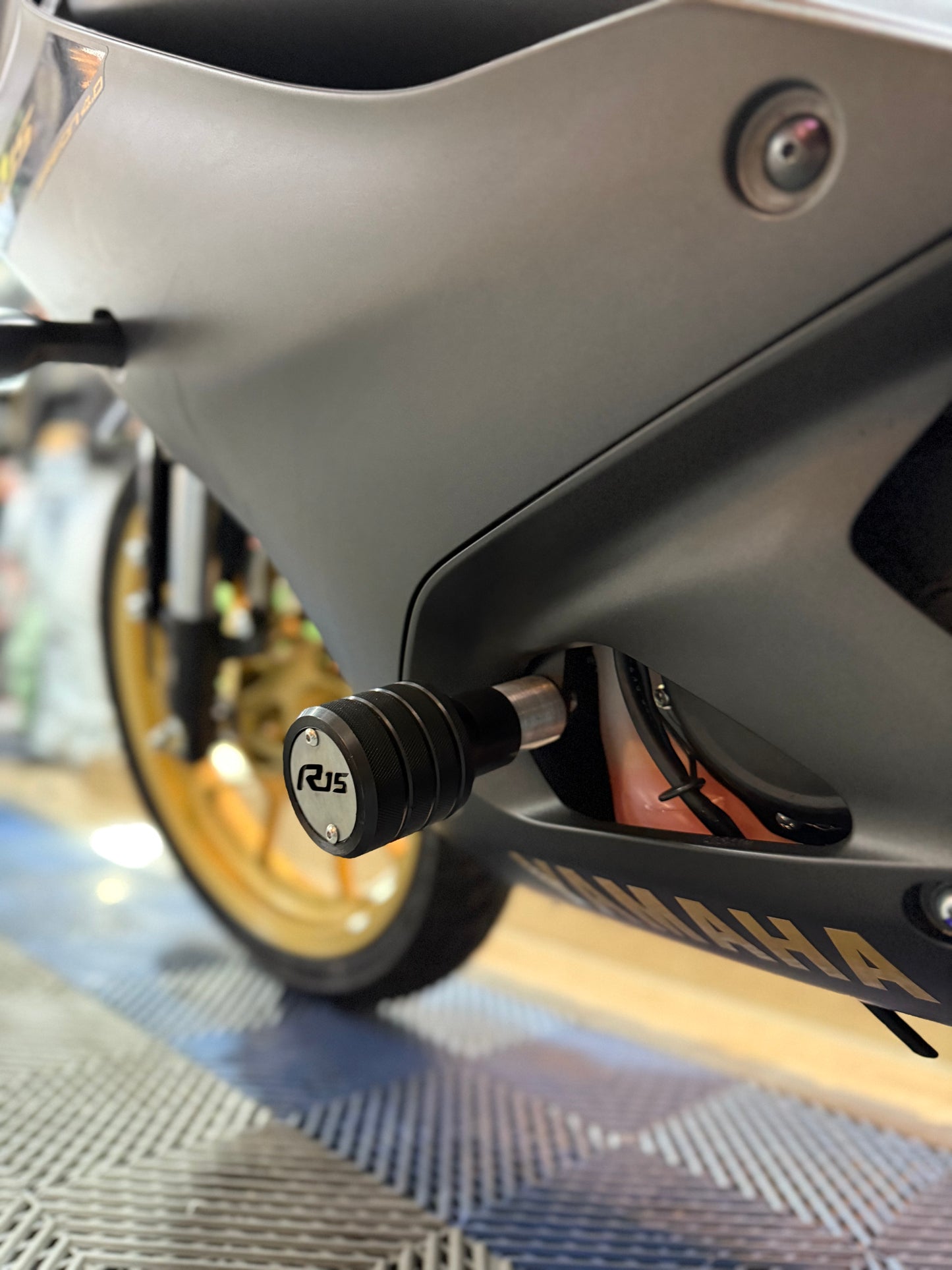 SLIDERS YAMAHA R15V4