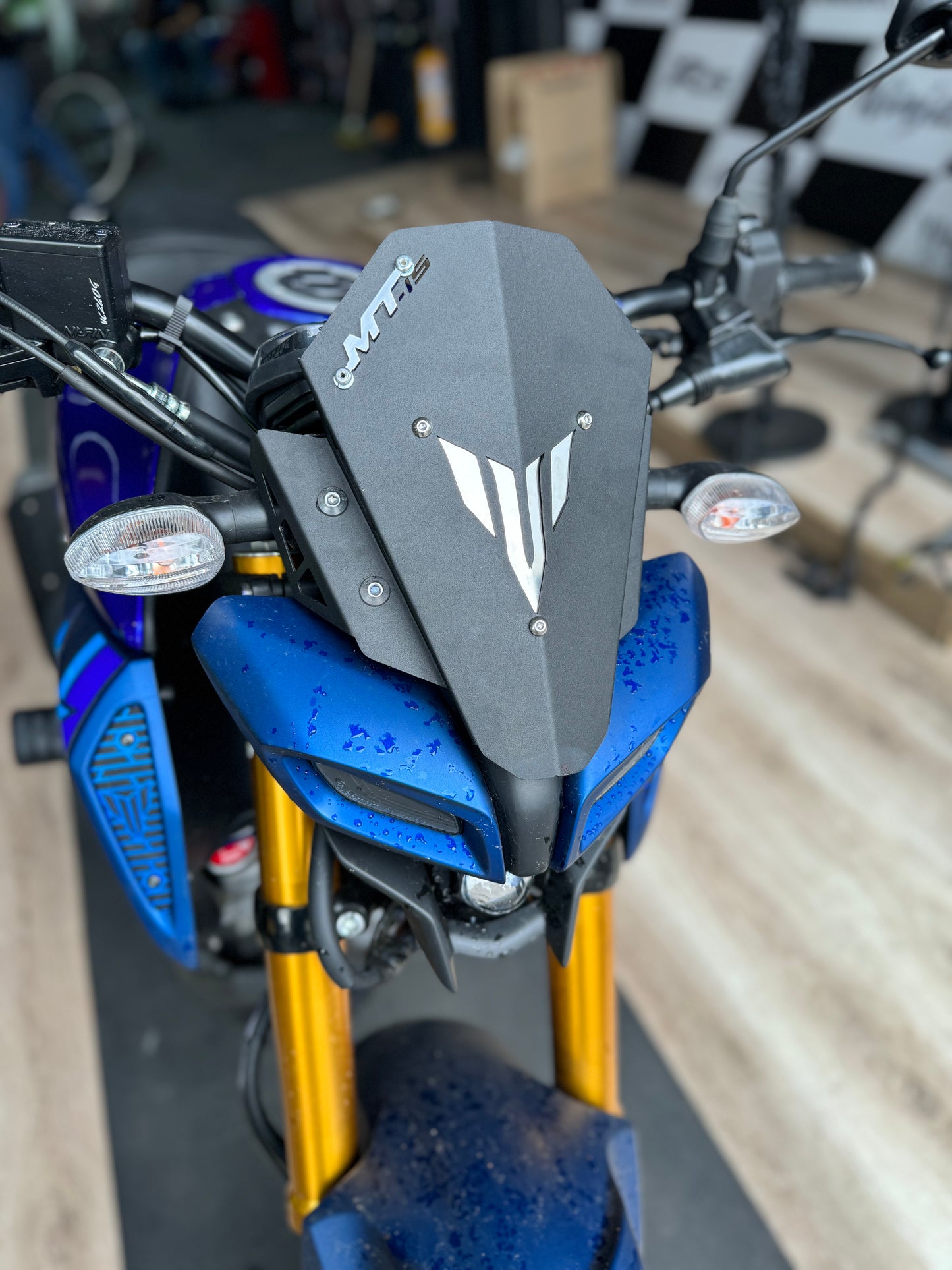 CÚPULA METÁLICA YAMAHA MT15