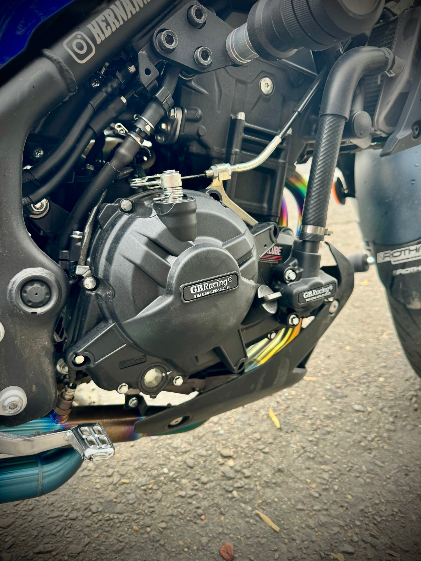 SLIDERS CUBIERTA DE MOTOR YAMAHA R3-M03