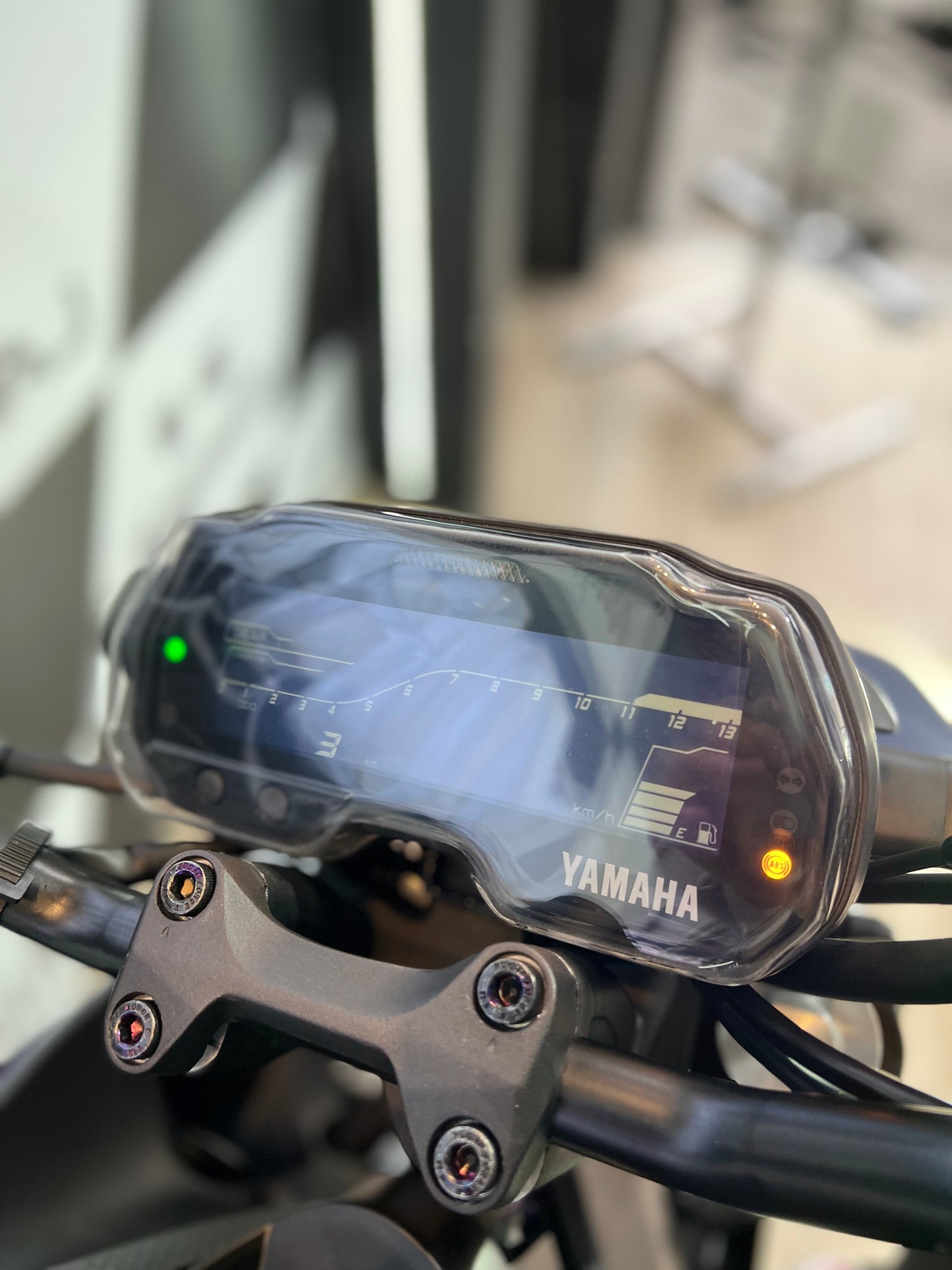 PROTECTOR TACÓMETRO YAMAHA MT15