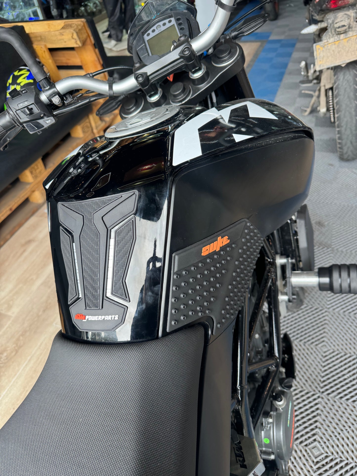 STOMP GRIPS KTM DUKE200 - DUKE390