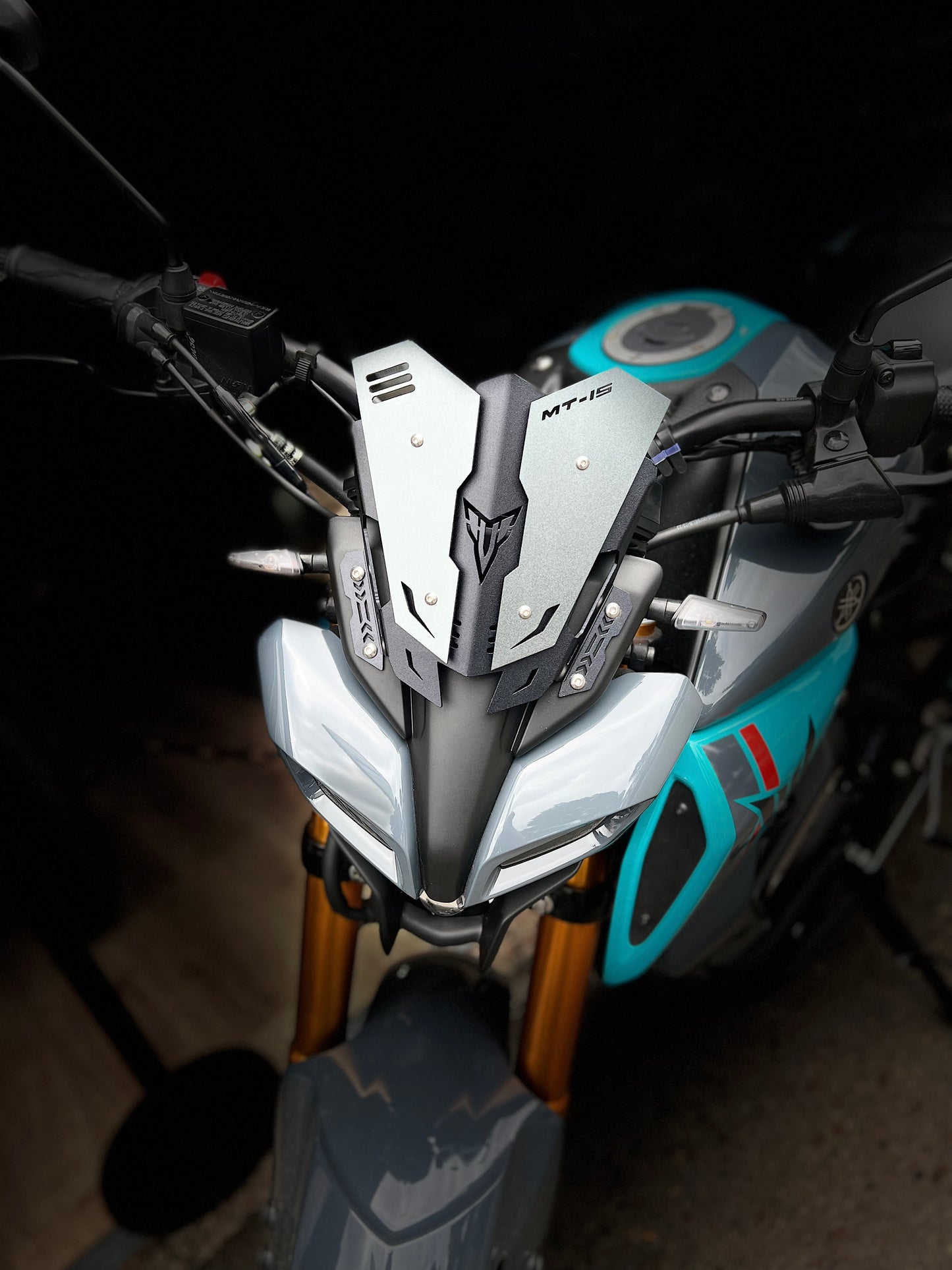 CÚPULA METÁLICA YAMAHA MT15