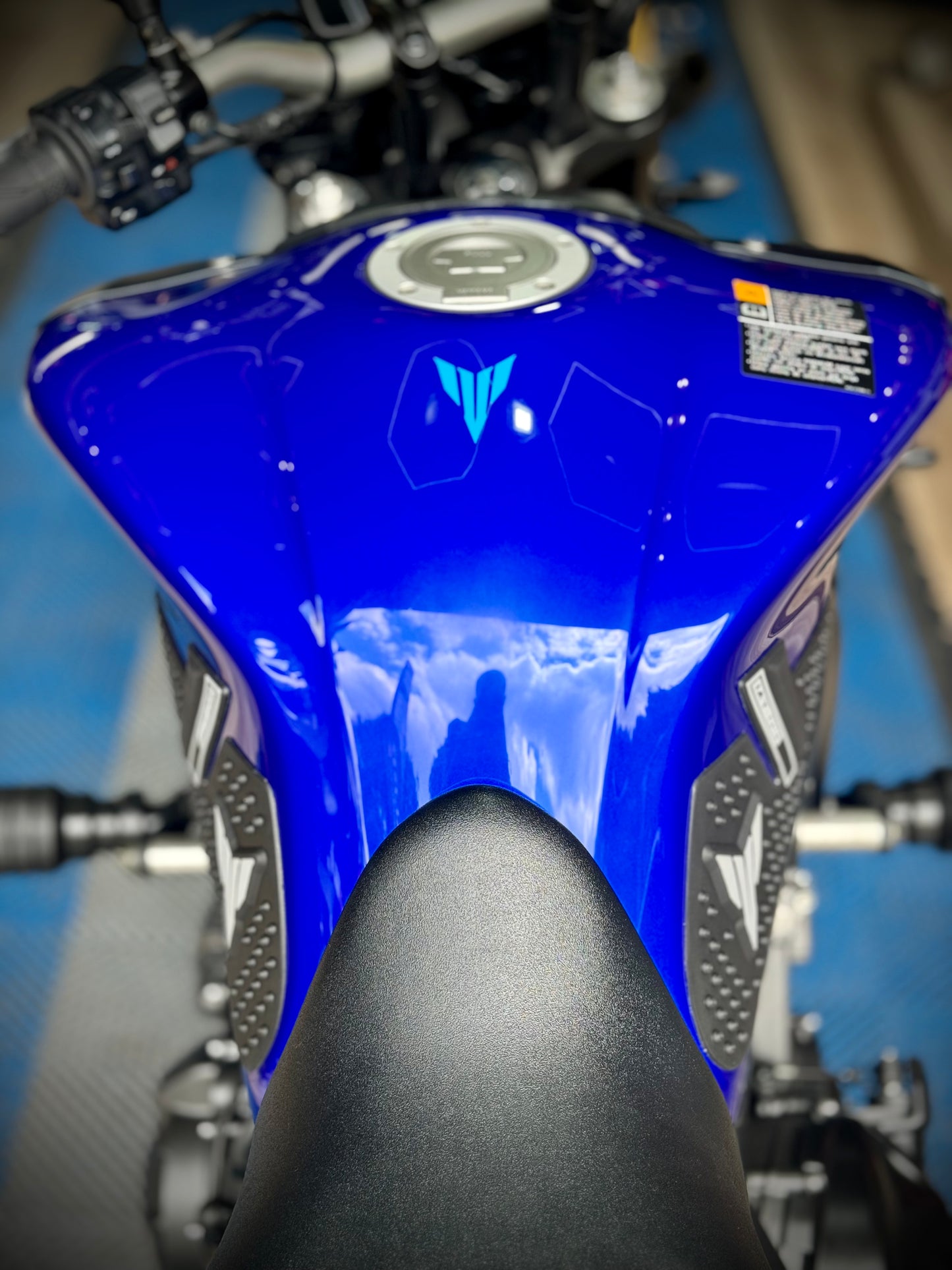 STOMP GRIPS 7D MT09 V3