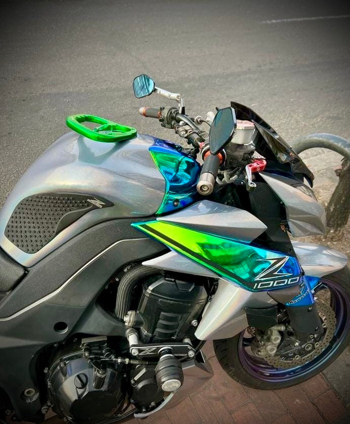 AGARRADERA TANQUE KAWASAKI