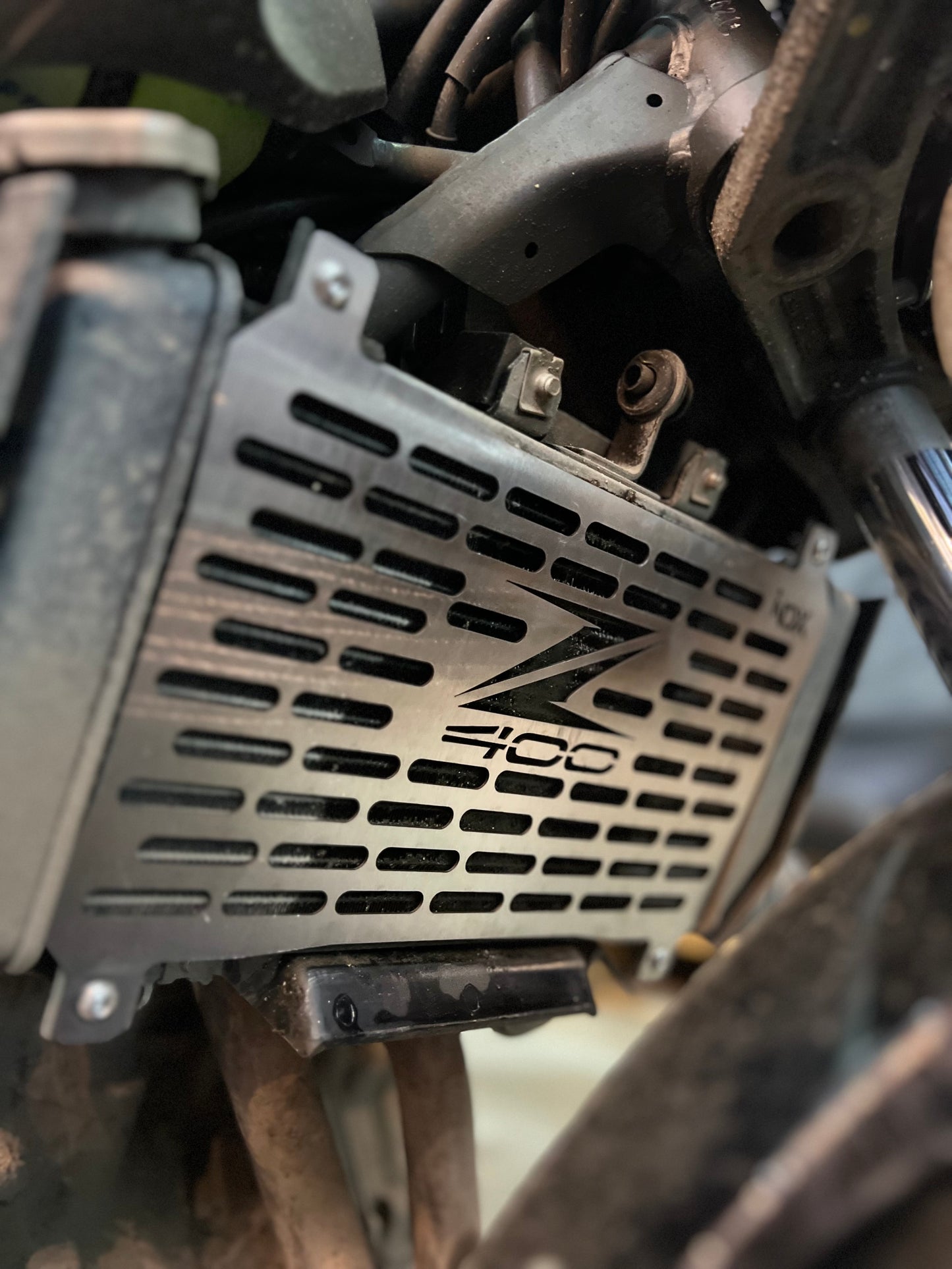 PROTECTOR RADIADOR Z400