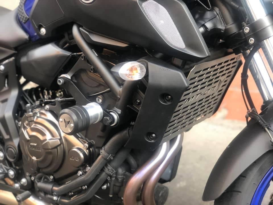 SLIDERS YAMAHA MT07