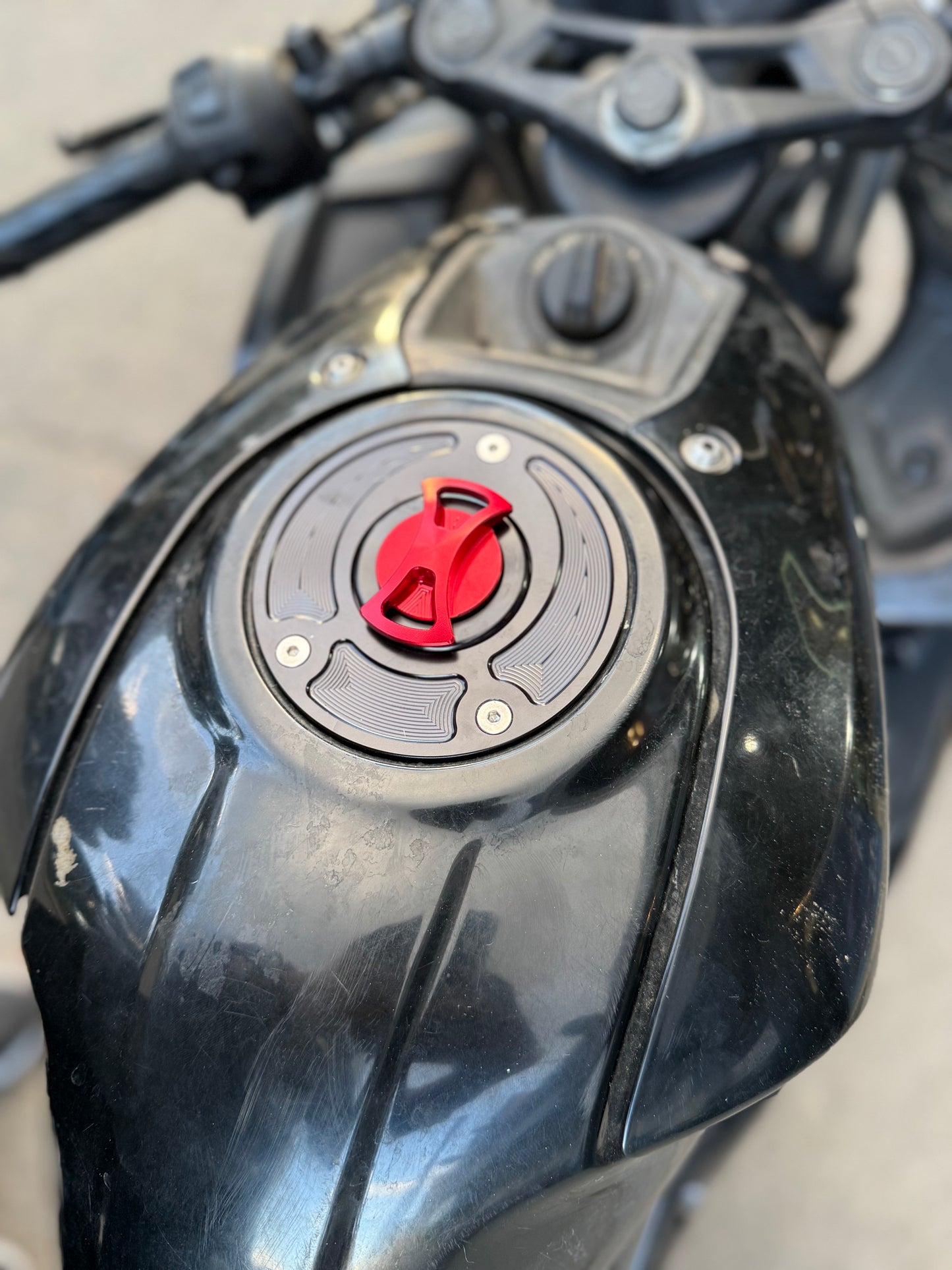TAPA DEPOSITO GASOLINA SUZUKI