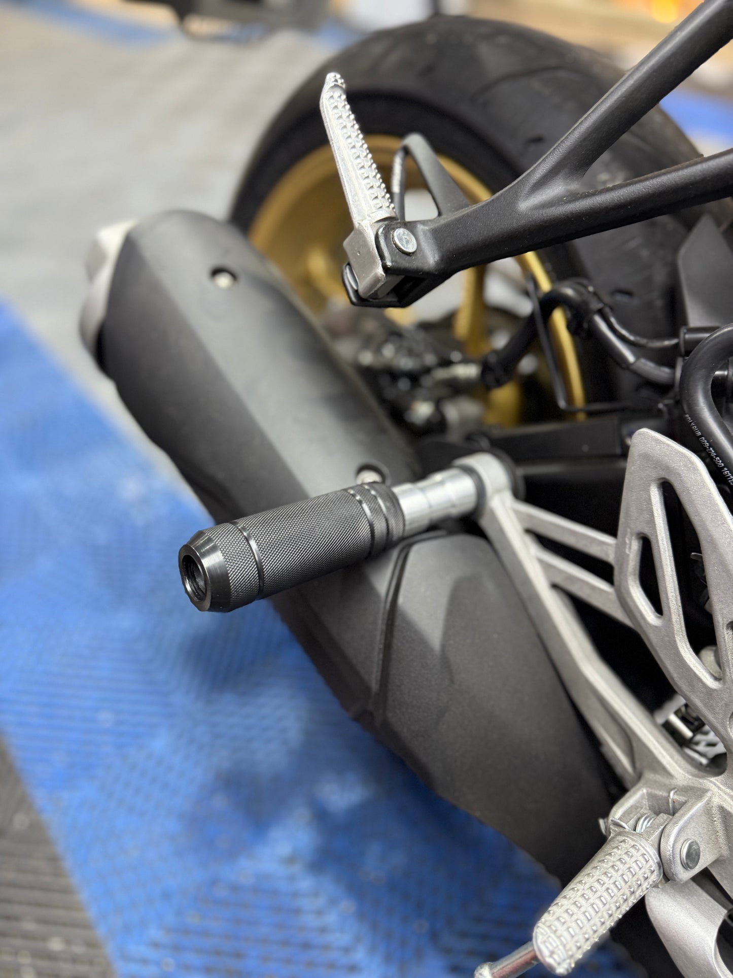 SLIDER DE EXOSTO YAMAHA R15V4