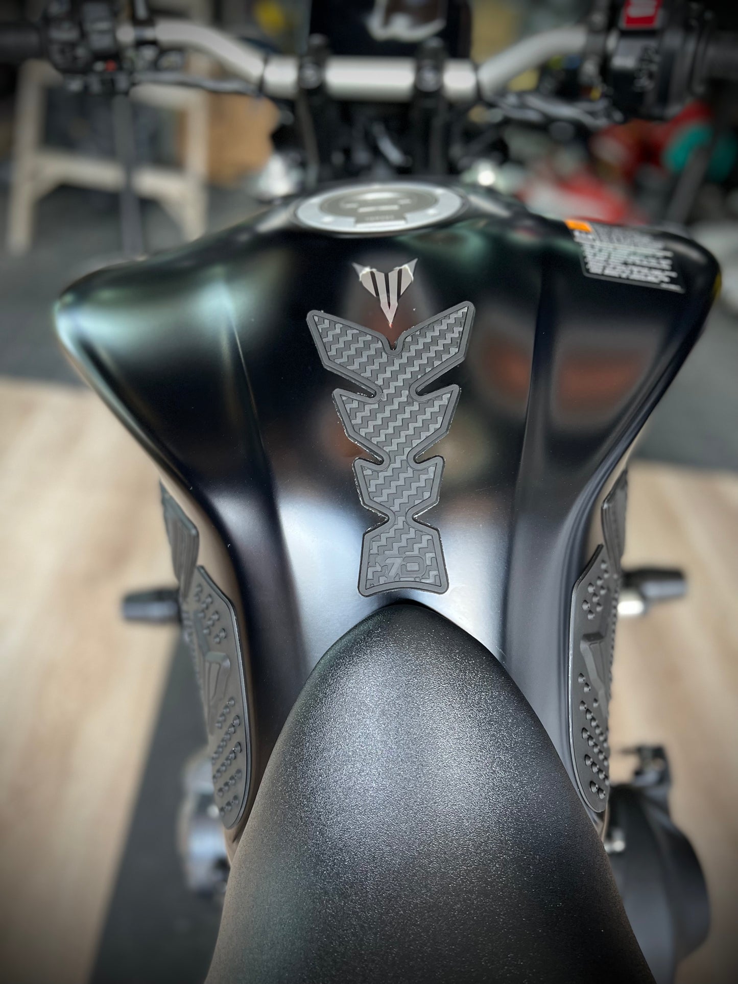STOMP GRIPS 7D MT09 V3