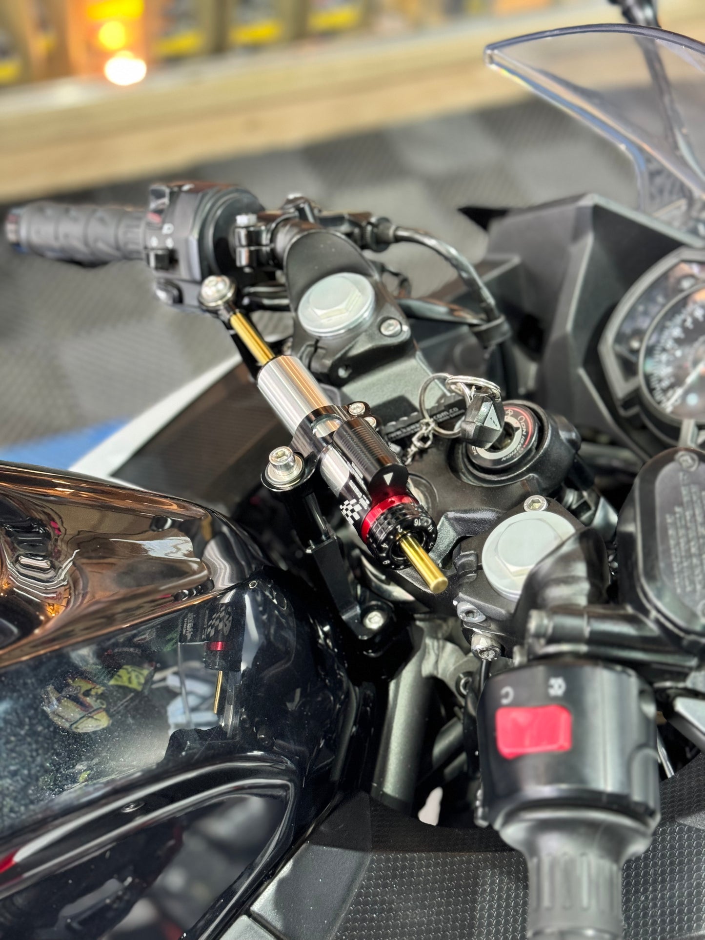 ESTABILIZADOR DE DIRECCION KAWASAKI NINJA400