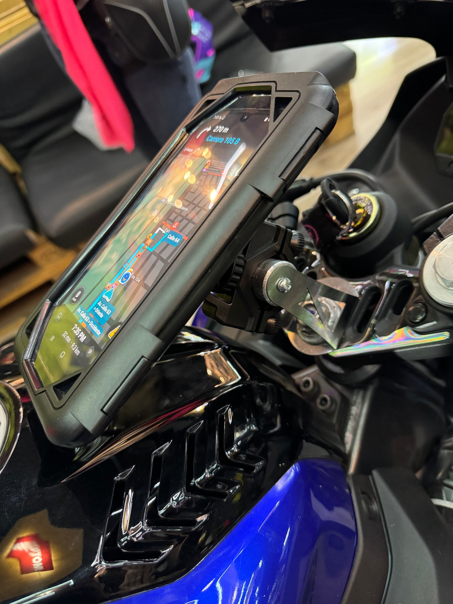 ADAPTADOR PARA SOPORTE DE CELULAR