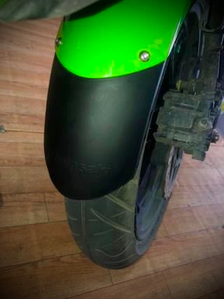 EXTENSOR DE GUARDABARRO DELANTERO KAWASAKI NINJA300
