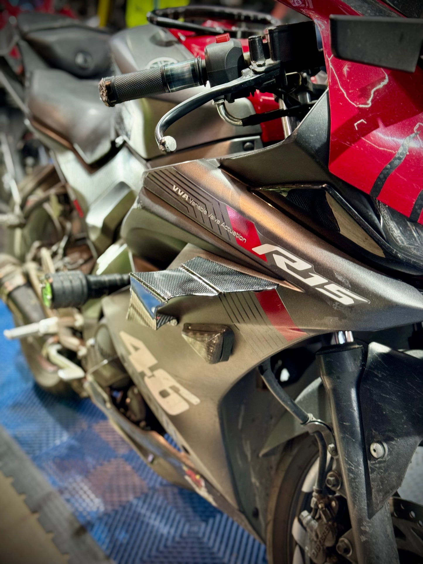 ALERONES LATERALES CARBON YAMAHA R15V3