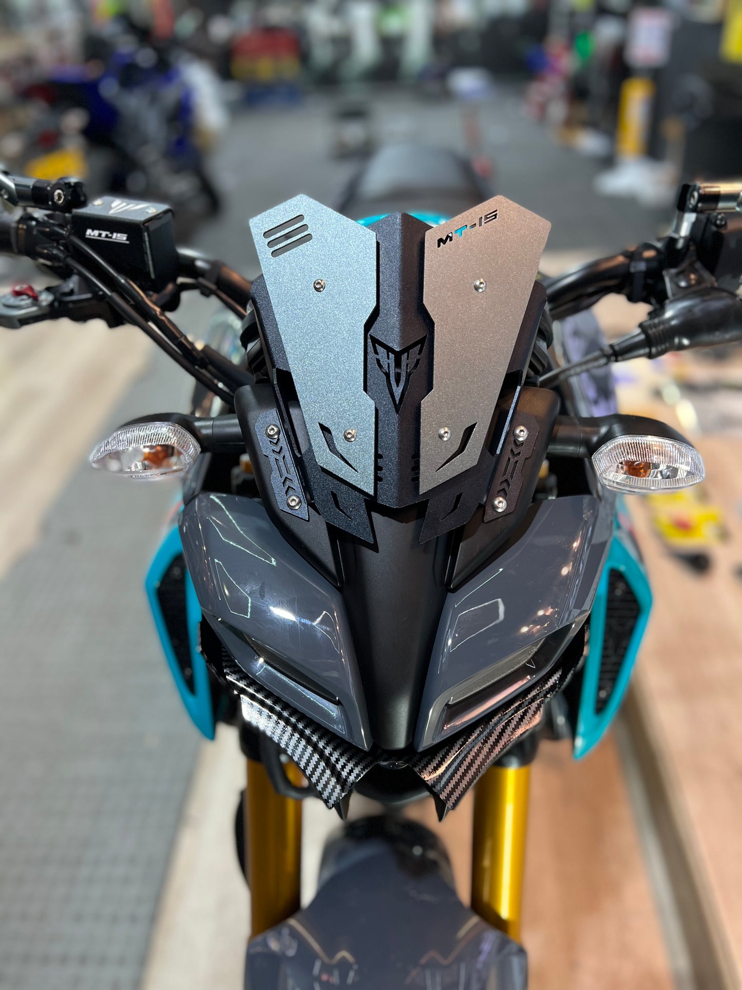 CÚPULA METÁLICA YAMAHA MT15