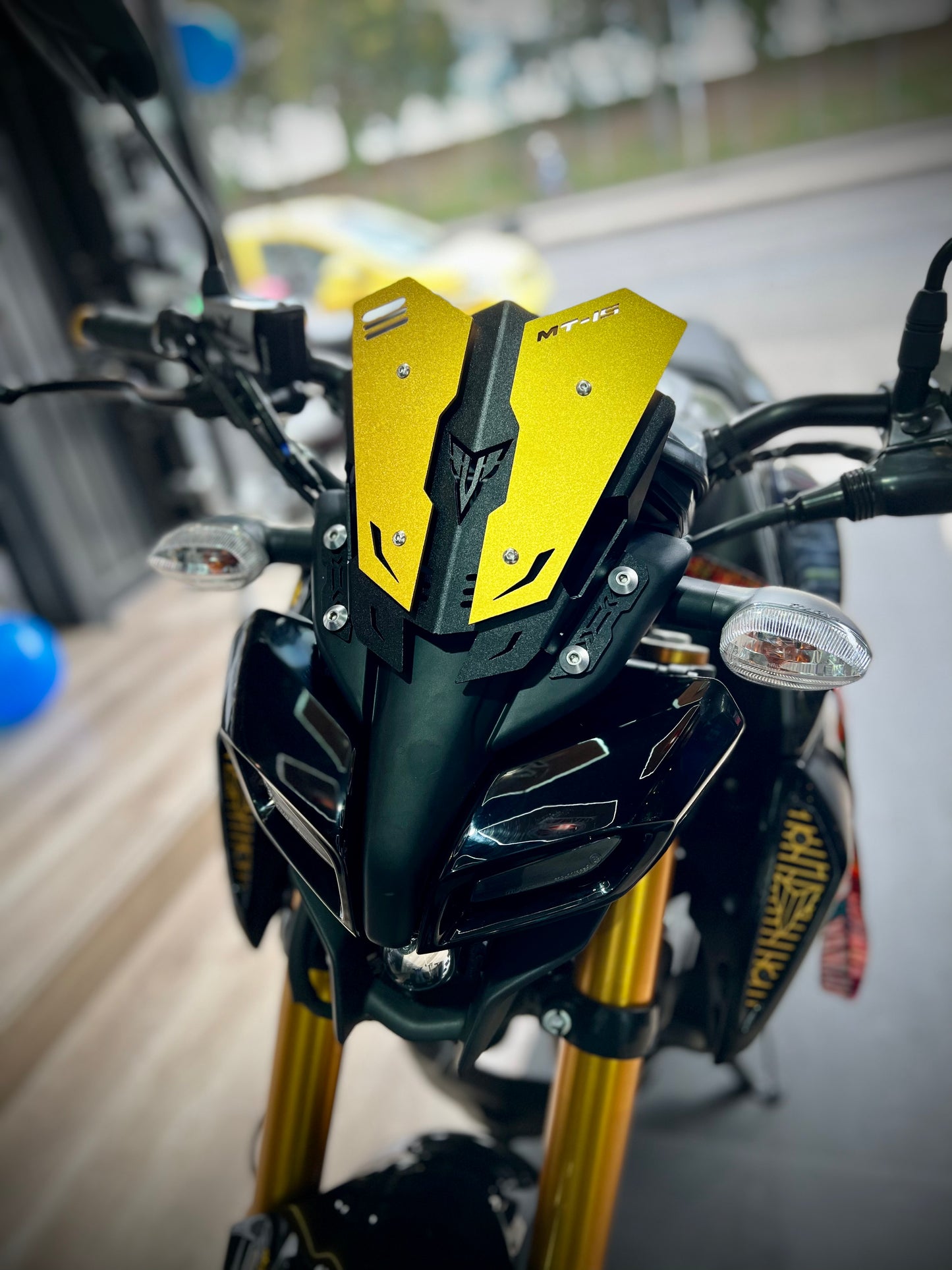 CÚPULA METÁLICA YAMAHA MT15