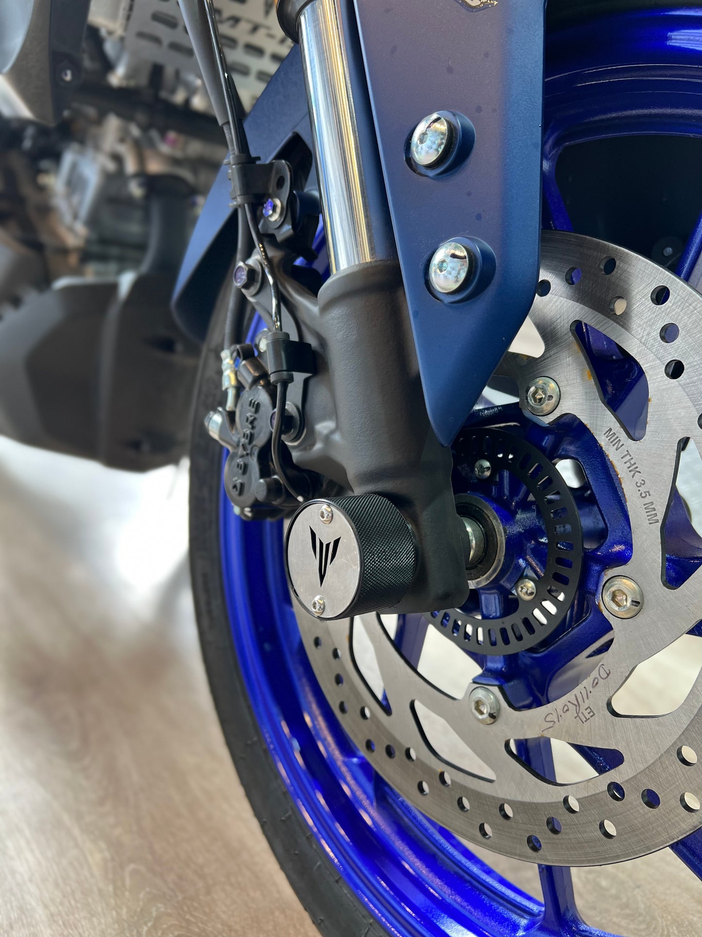 SLIDERS DE EJES YAMAHA MT15