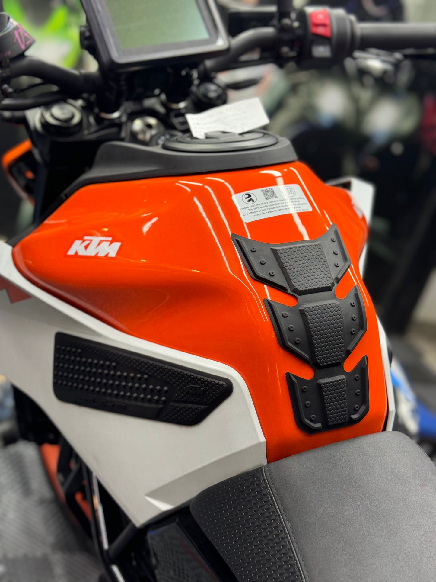 STOMP GRIPS 3D KTM DUKE250-290 TERCERA GENERACIÓN