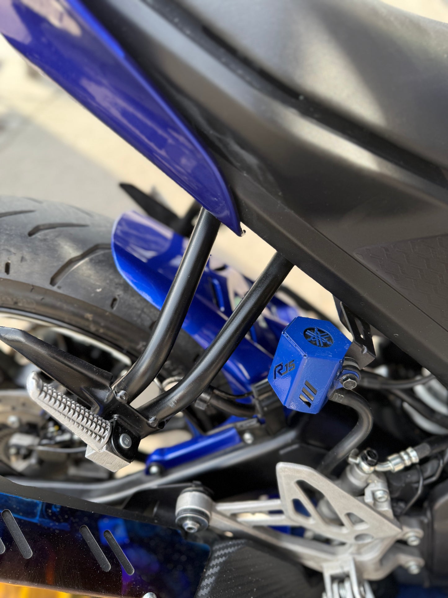 EXTENSOR GUARDABARRO R15V3-MT15