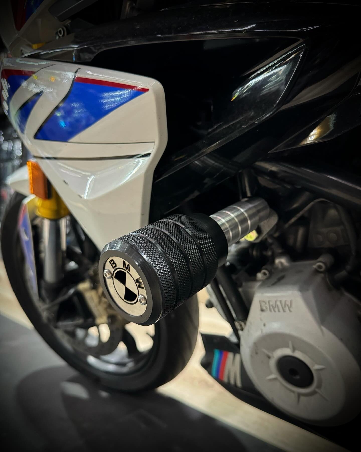SLIDERS BMW G310R