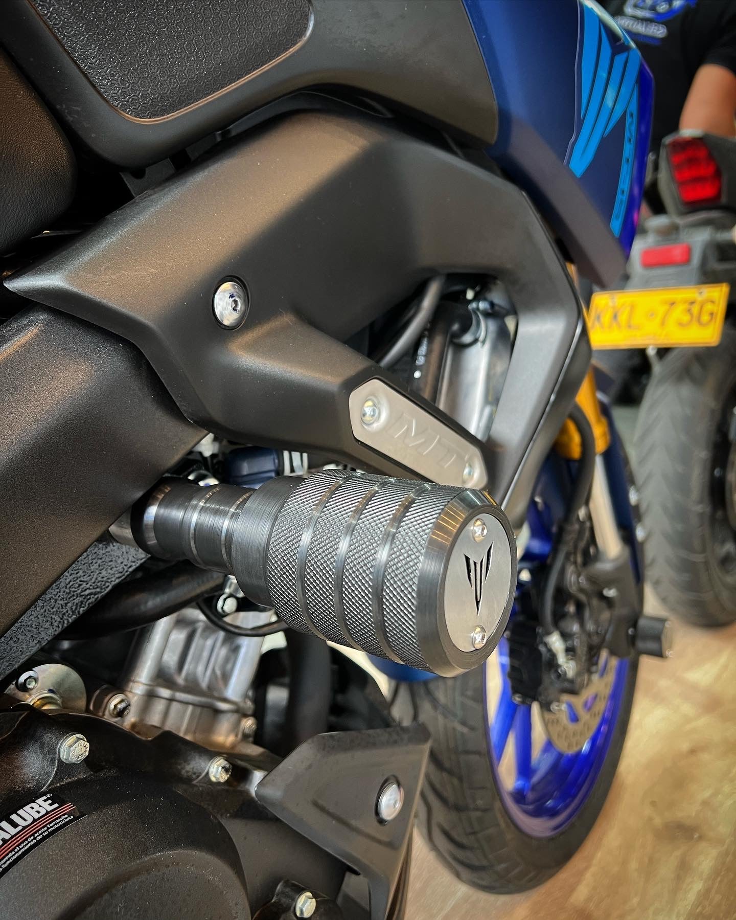 SLIDERS YAMAHA MT15