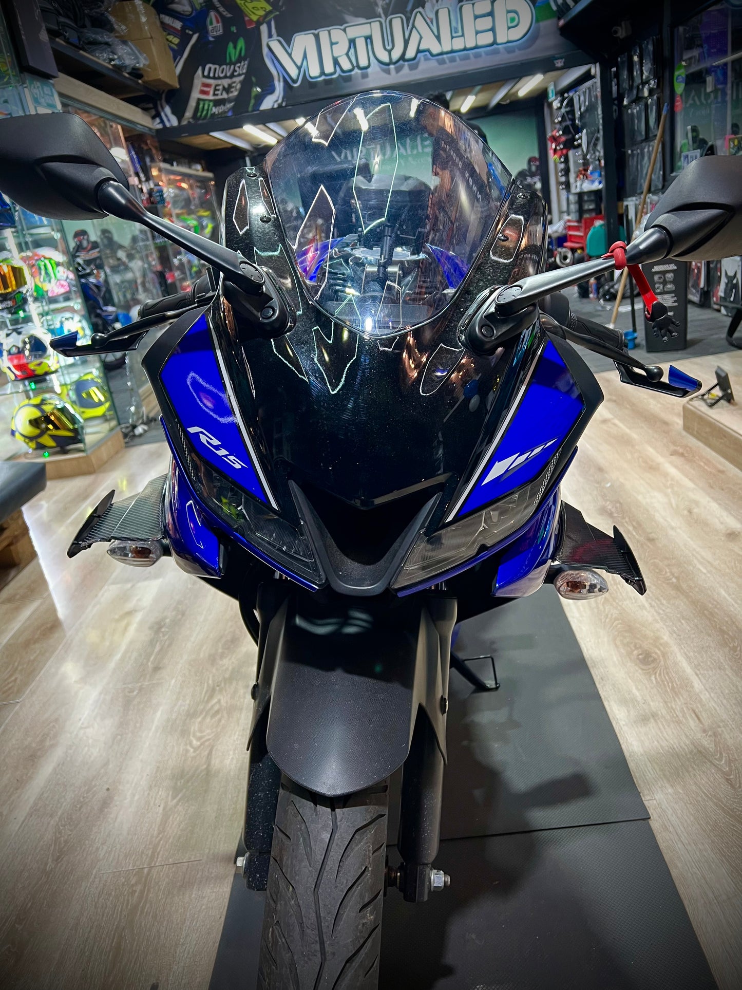 ALERONES LATERALES GRANDES YAMAHA R15V3