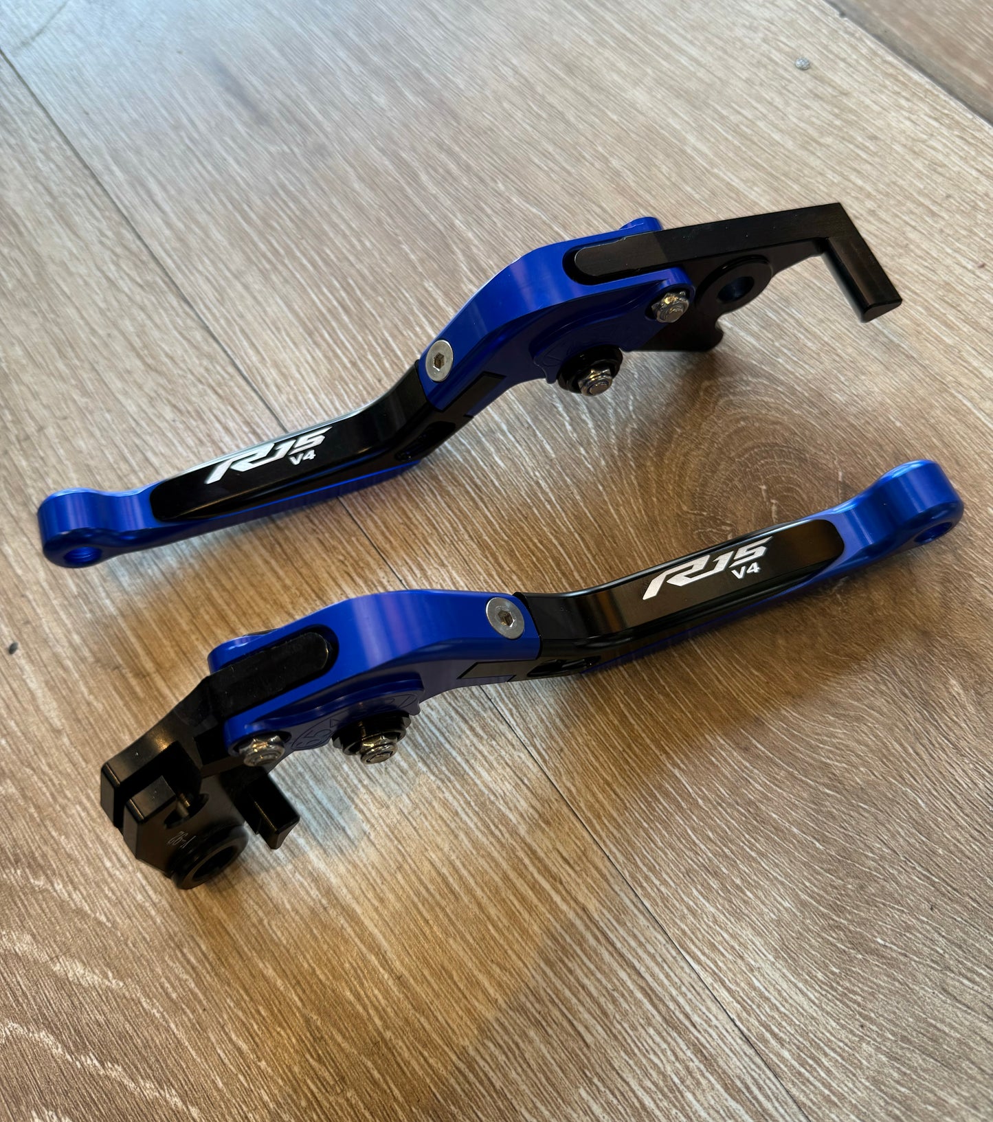 MANIGUETAS ABATIBLES YAMAHA R15V4