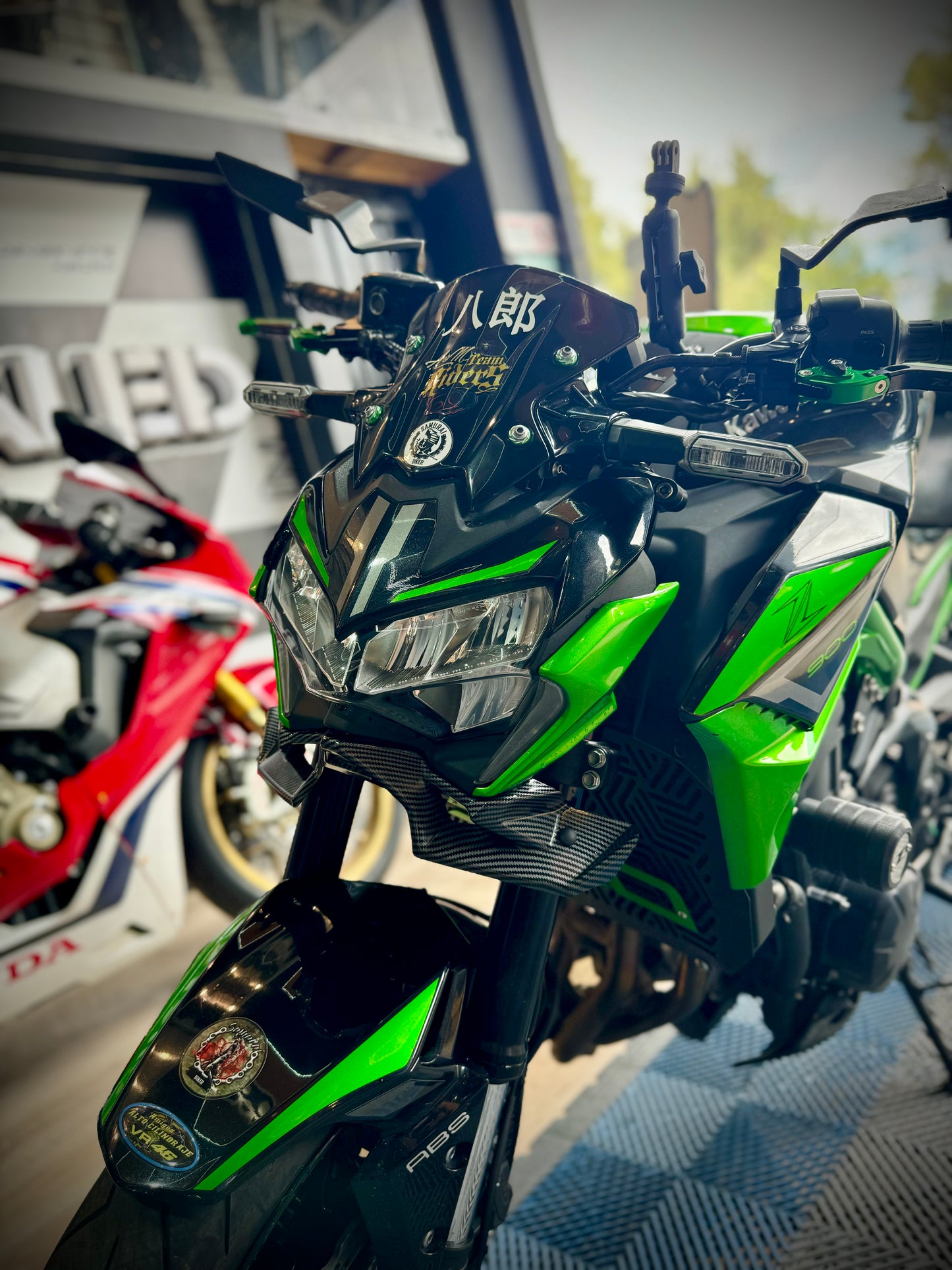 ALERÓN KAWASAKI Z900