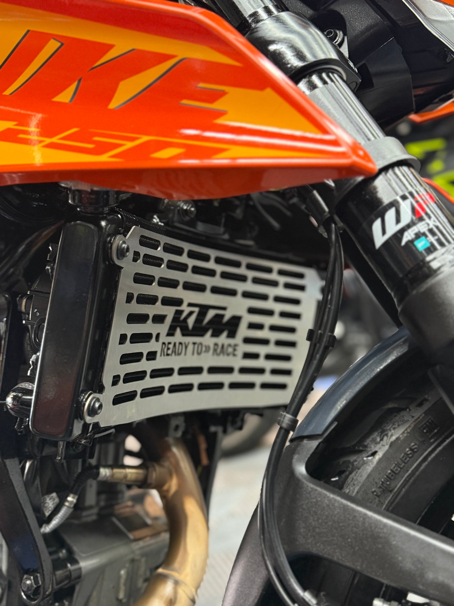 PROTECTOR RADIADOR KTM DUKE 250-390 3G