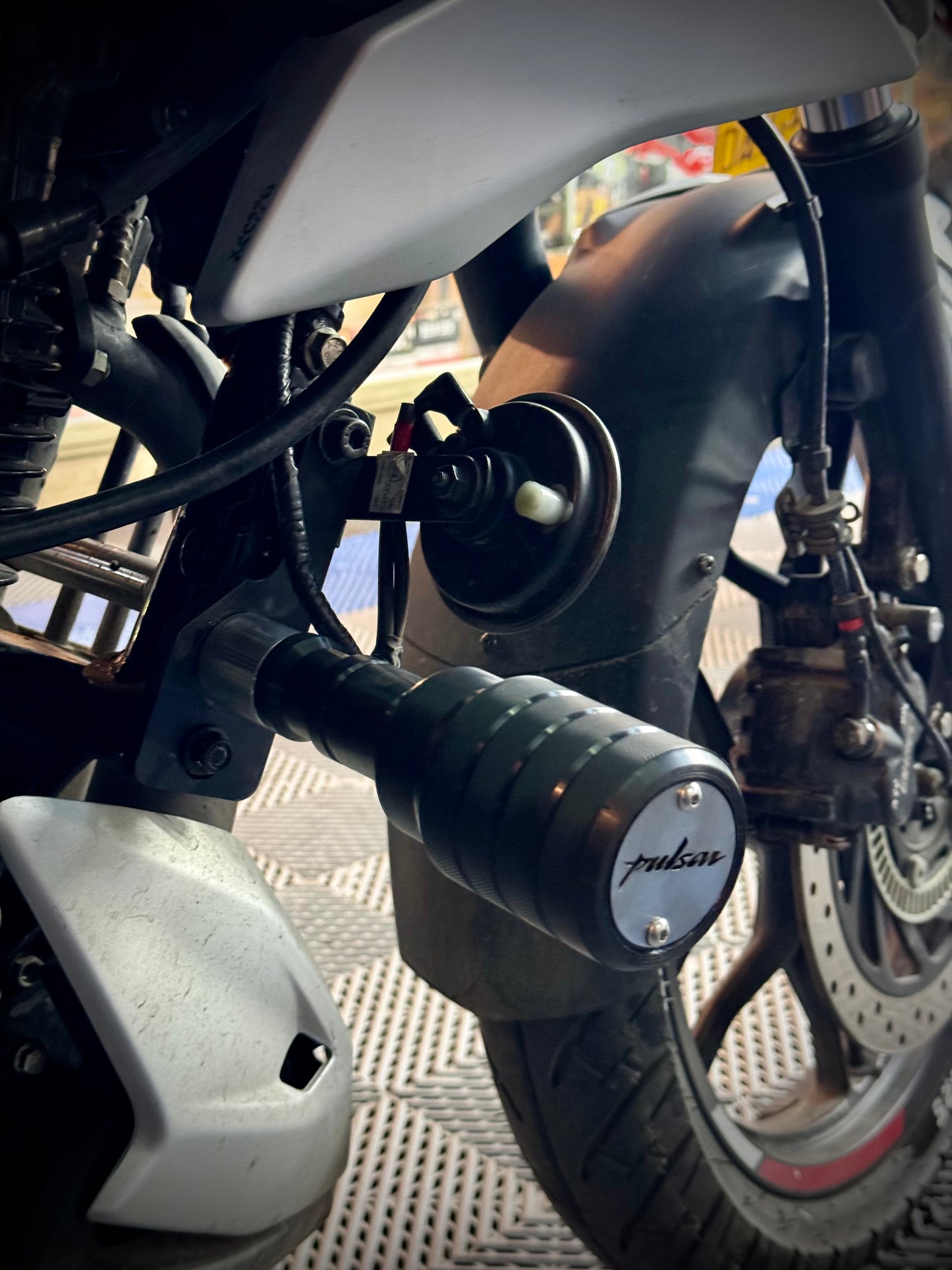 SLIDERS PULSAR N160-250