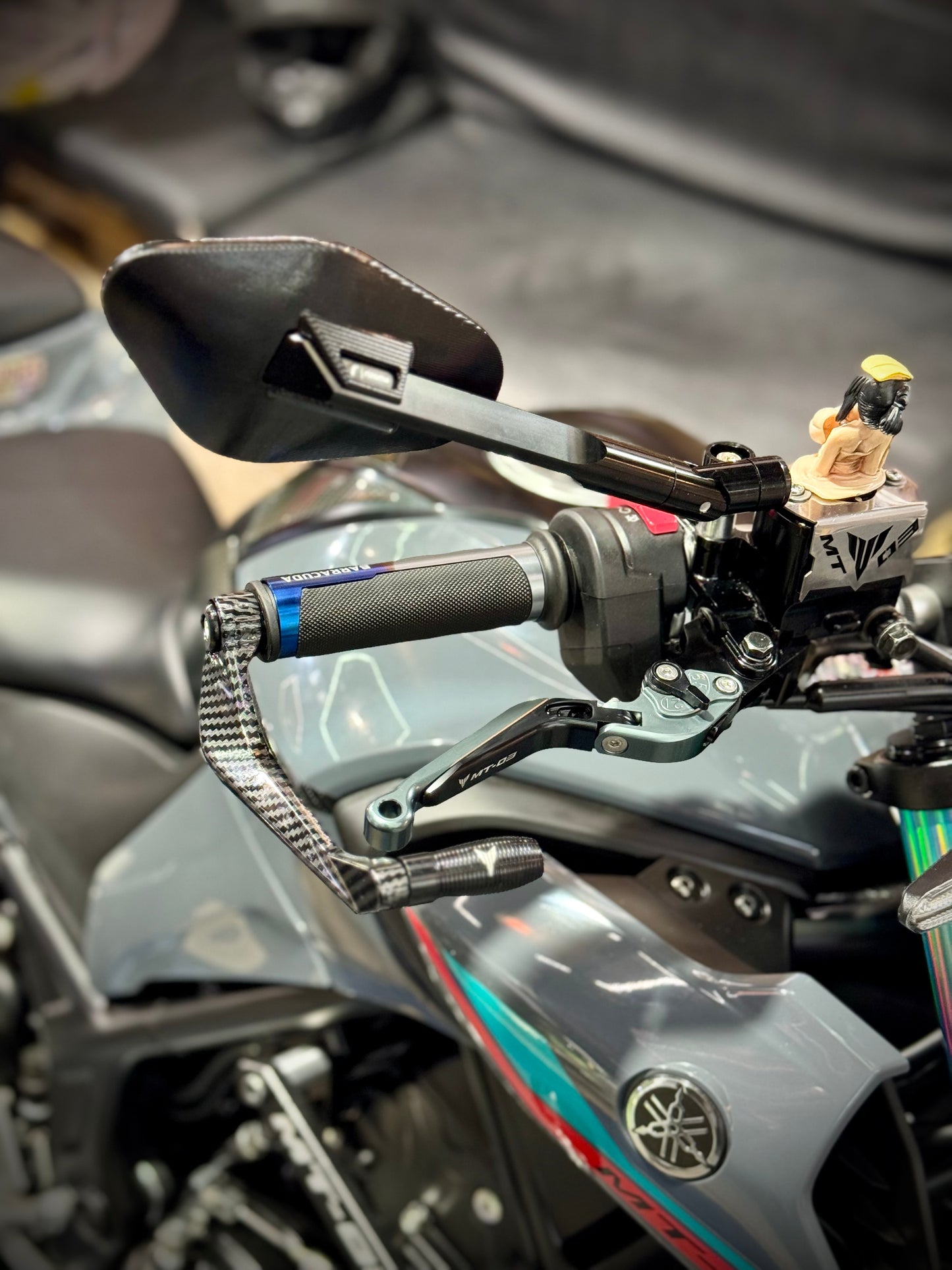 MANIGUETAS ABATIBLES YAMAHA MT03