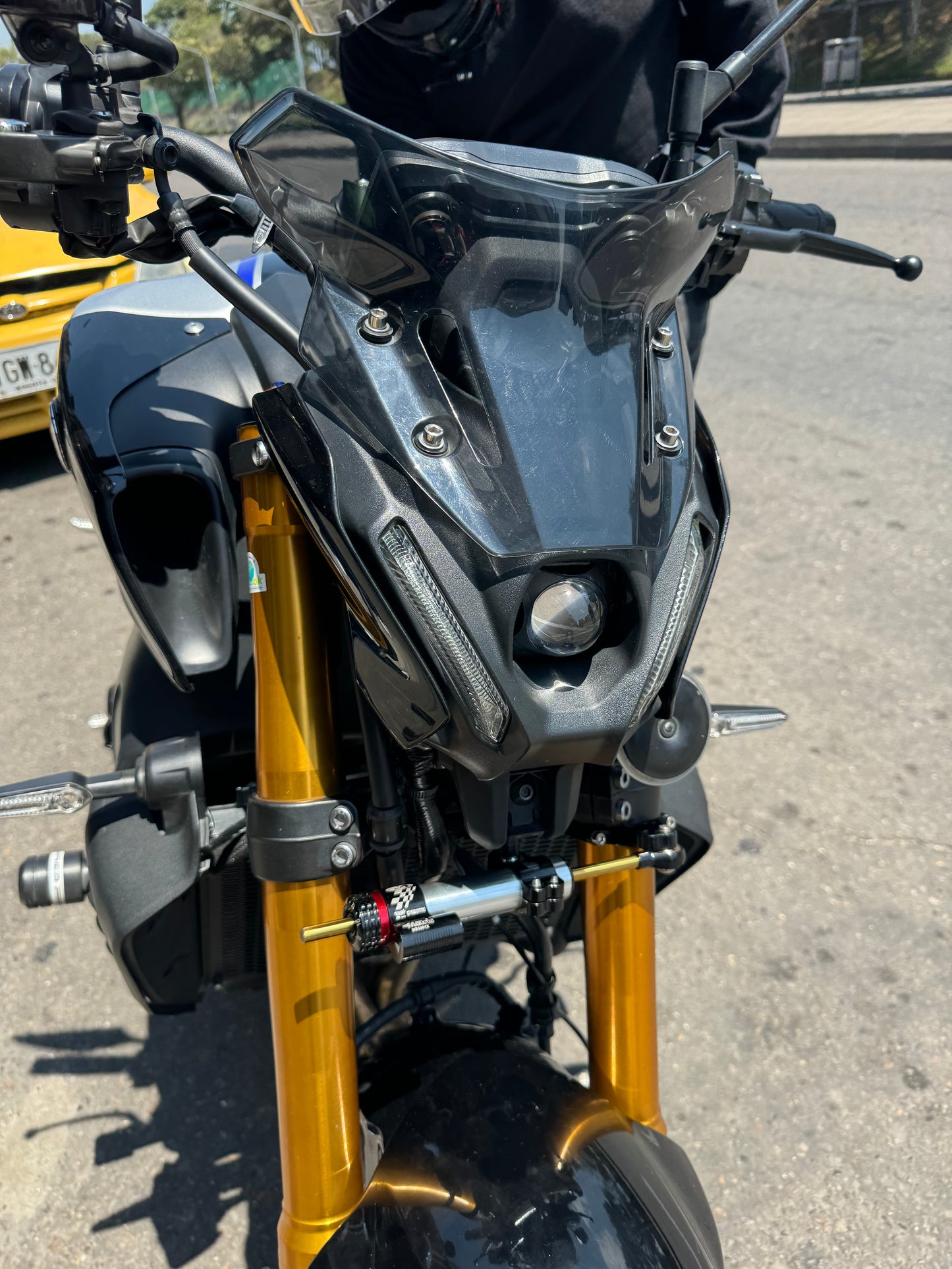 ESTABILIZADOR DE DIRECCION YAMAHA MT09 V3
