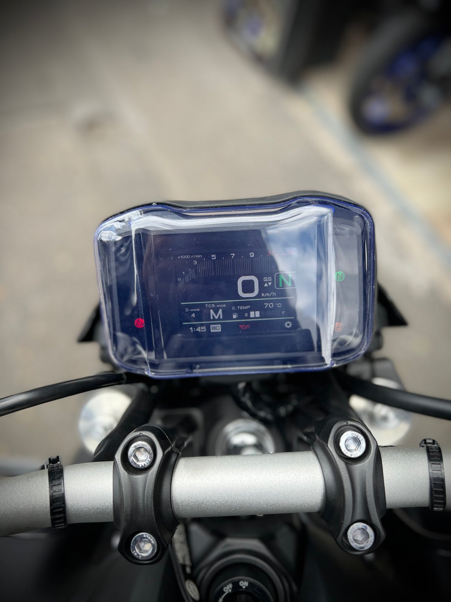 PROTECTOR DE TACOMETRO YAMAHA MT09 V3