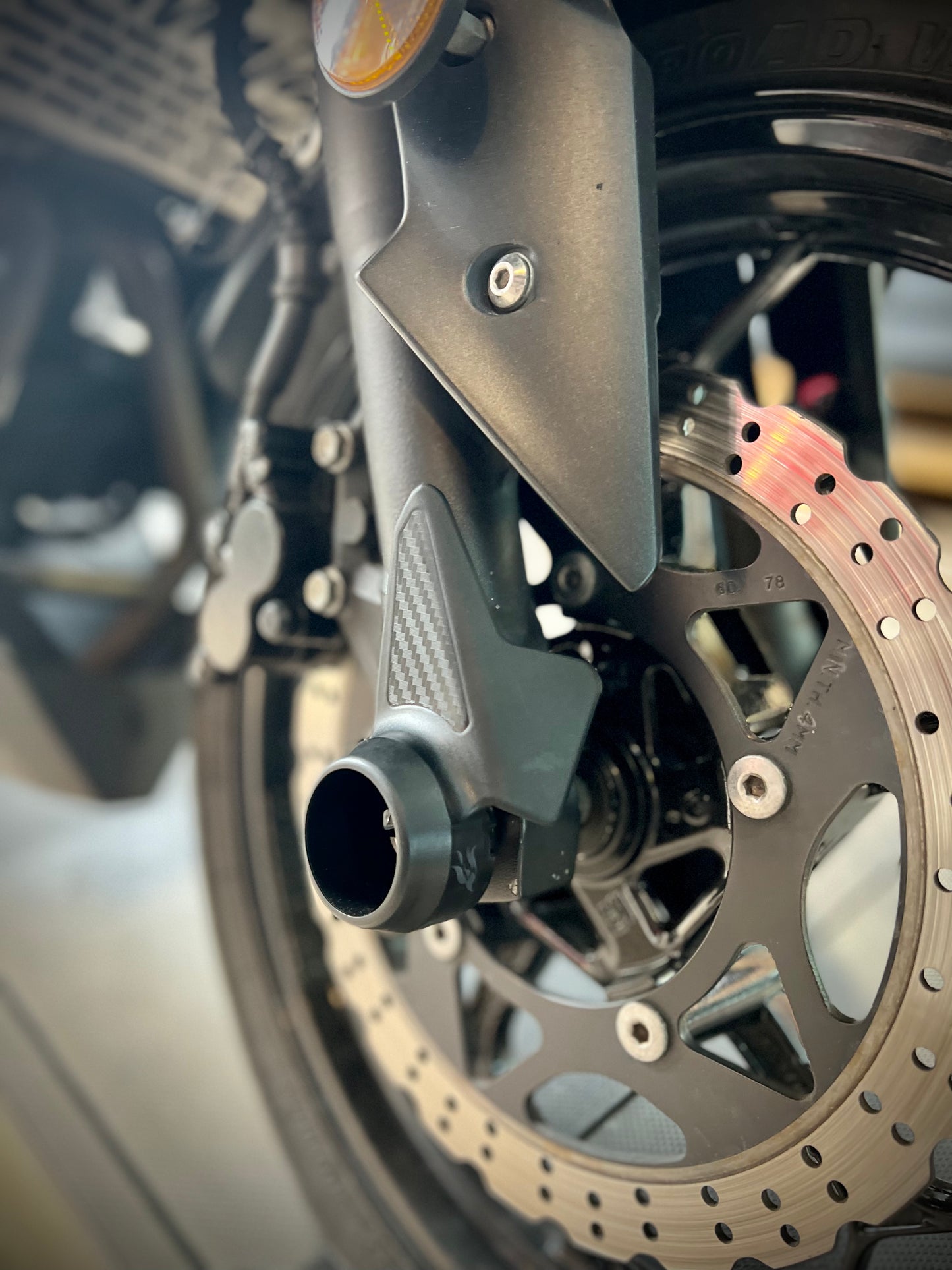 SLIDERS DE EJES DELANTEROS ALERON KAWASAKI NINJA300-250