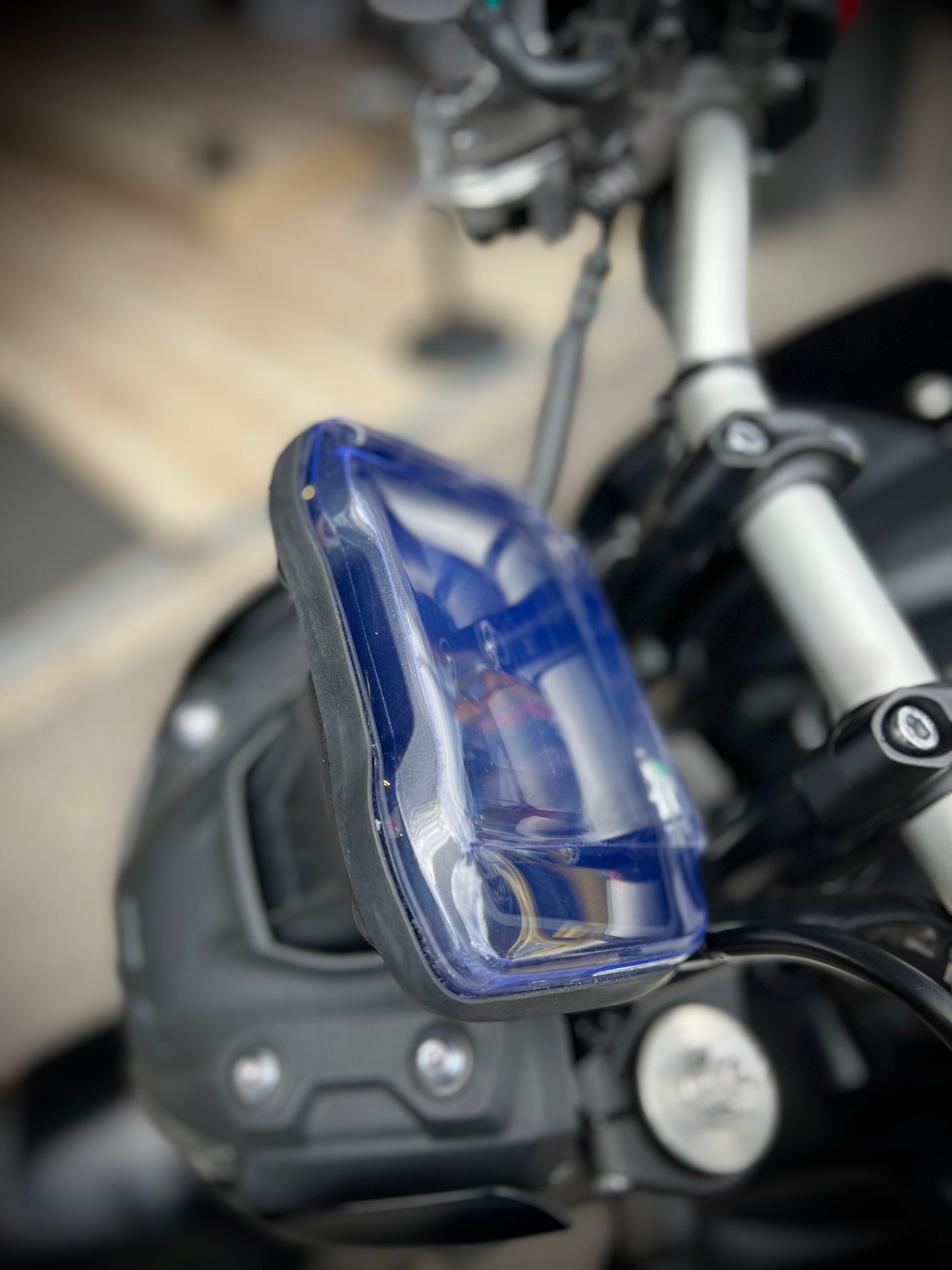 PROTECTOR DE TACOMETRO YAMAHA MT09 V3