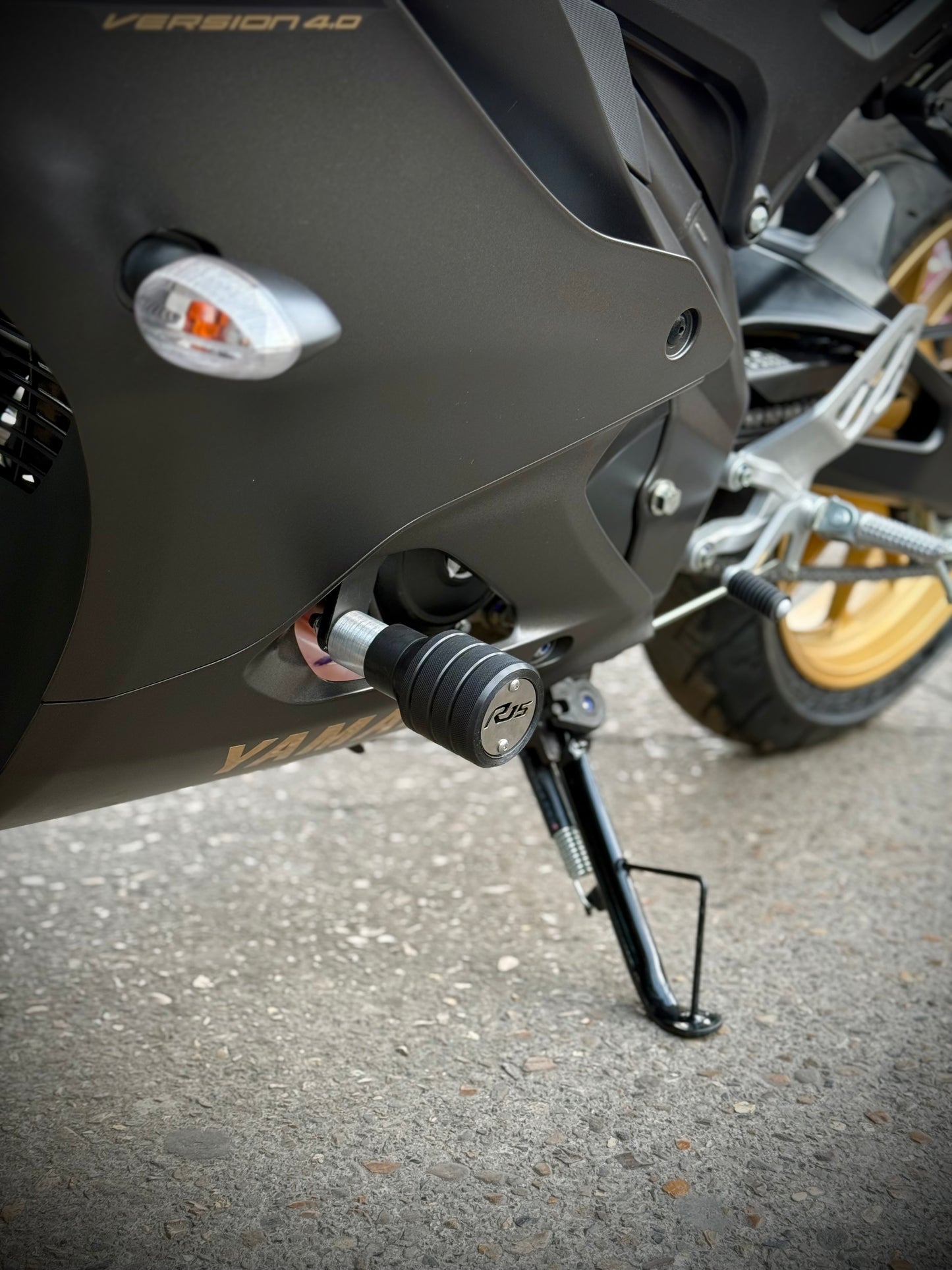 SLIDERS YAMAHA R15V4
