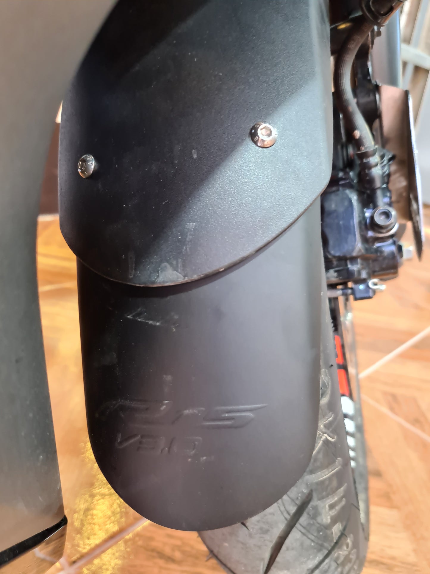 EXTENSOR DE GUARDARRO DELANTERO YAMAHA R15V3