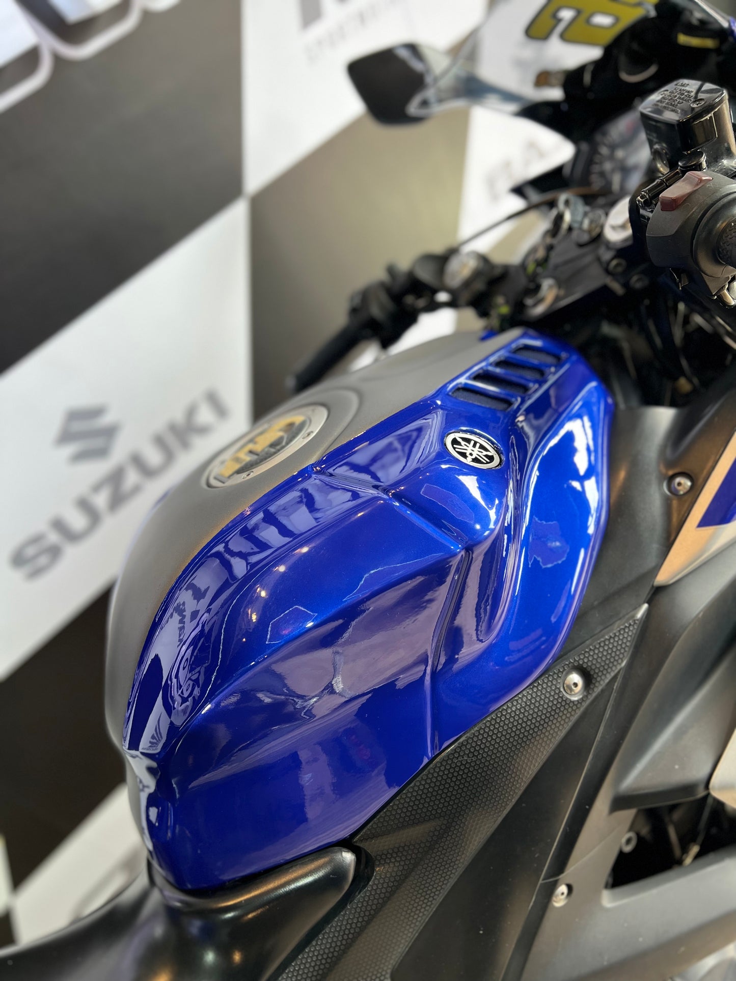 TANQUE COVER YAMAHA R3